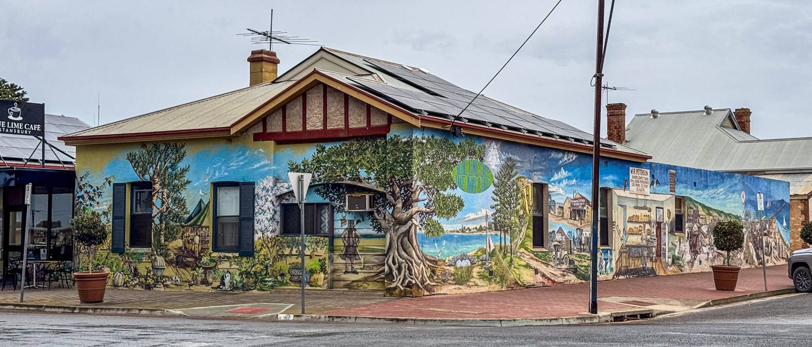 Anne Harris&mdash;Blue Lime Cafe Mural