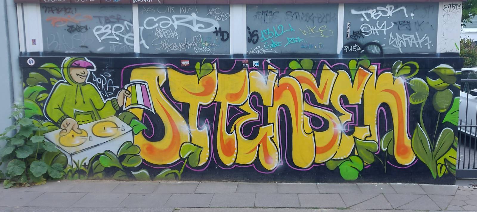 &mdash;Ottensen