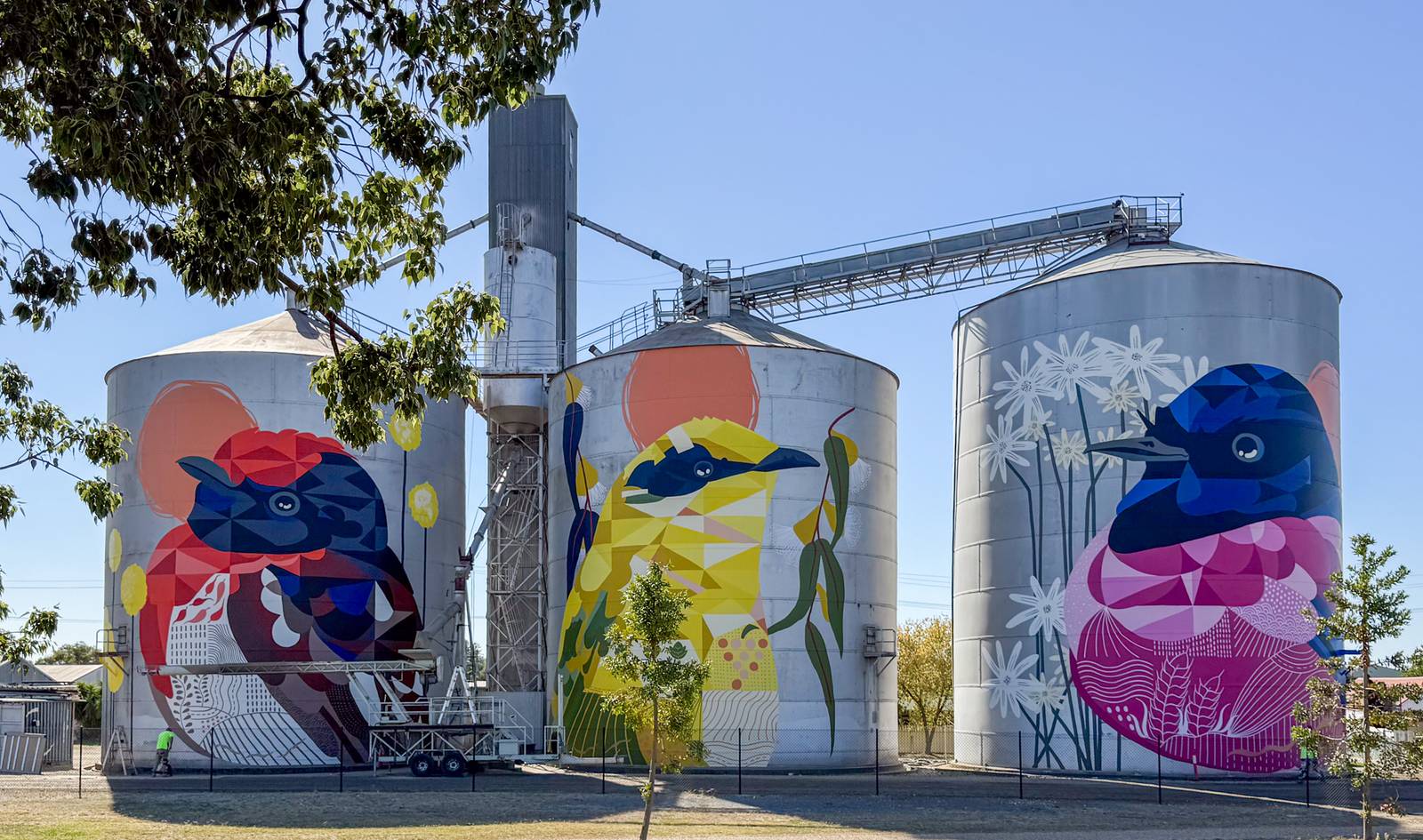 Ronan Holdsworth&mdash;Rutherglen Silos - Birds of Seasons