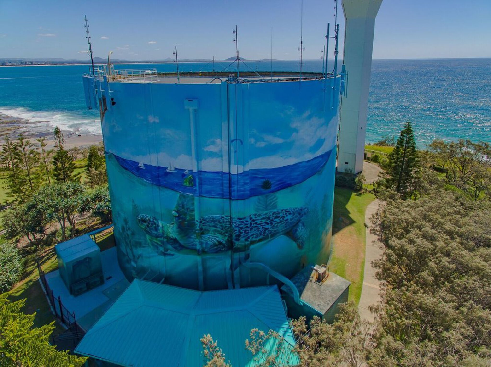 The Zookeeper, Travis Vinson, Jordon Bruce, Drapl&mdash;Point Cartwright Water Tank Art