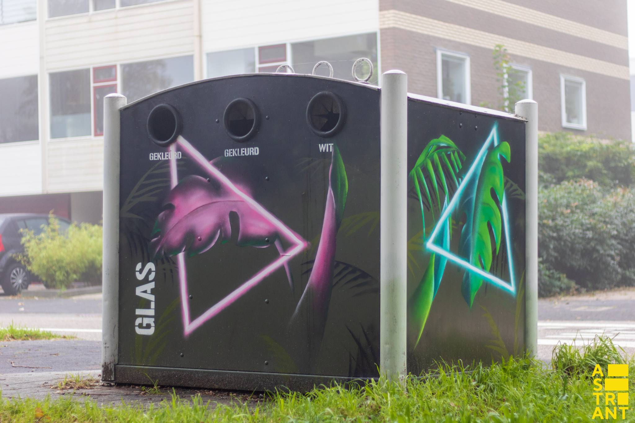 Pronk Stukken&mdash;Glasbakkunst