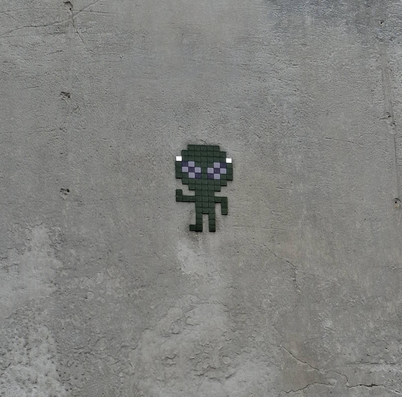 Mr Djoul&mdash;Green Alien
