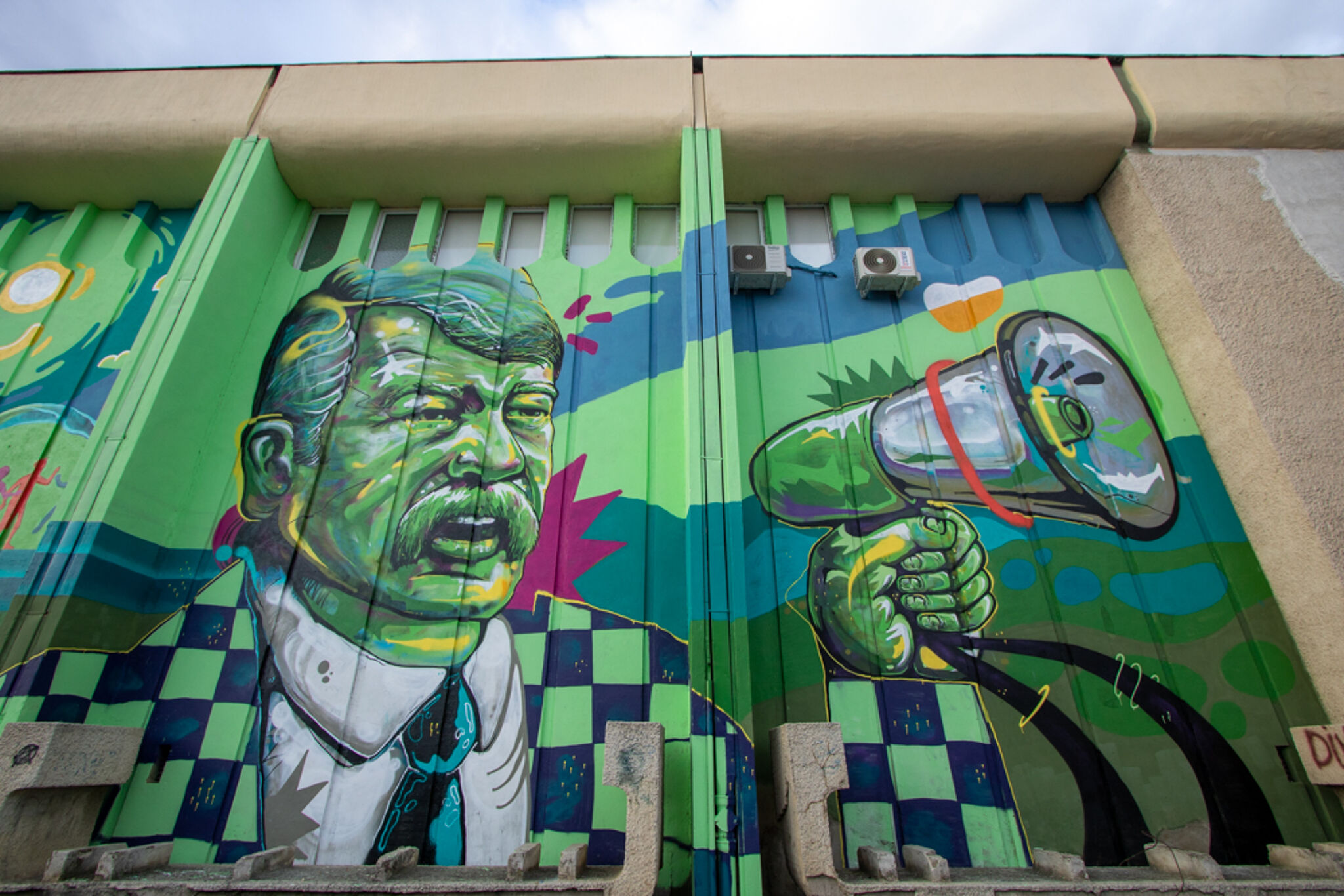 Harcea Pacea, Kuser, Frag Menta, Vladude&mdash;Solidarity through creativity