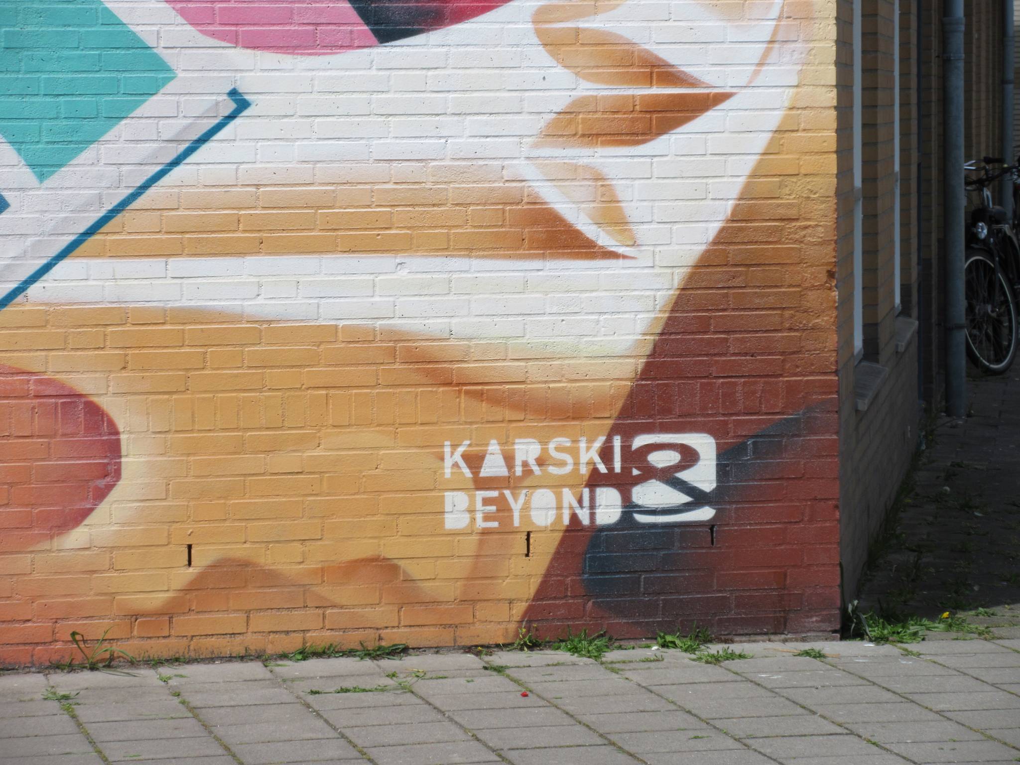Karski, Beyond&mdash;Tante van de wijk (aunt of the neighbourhood)