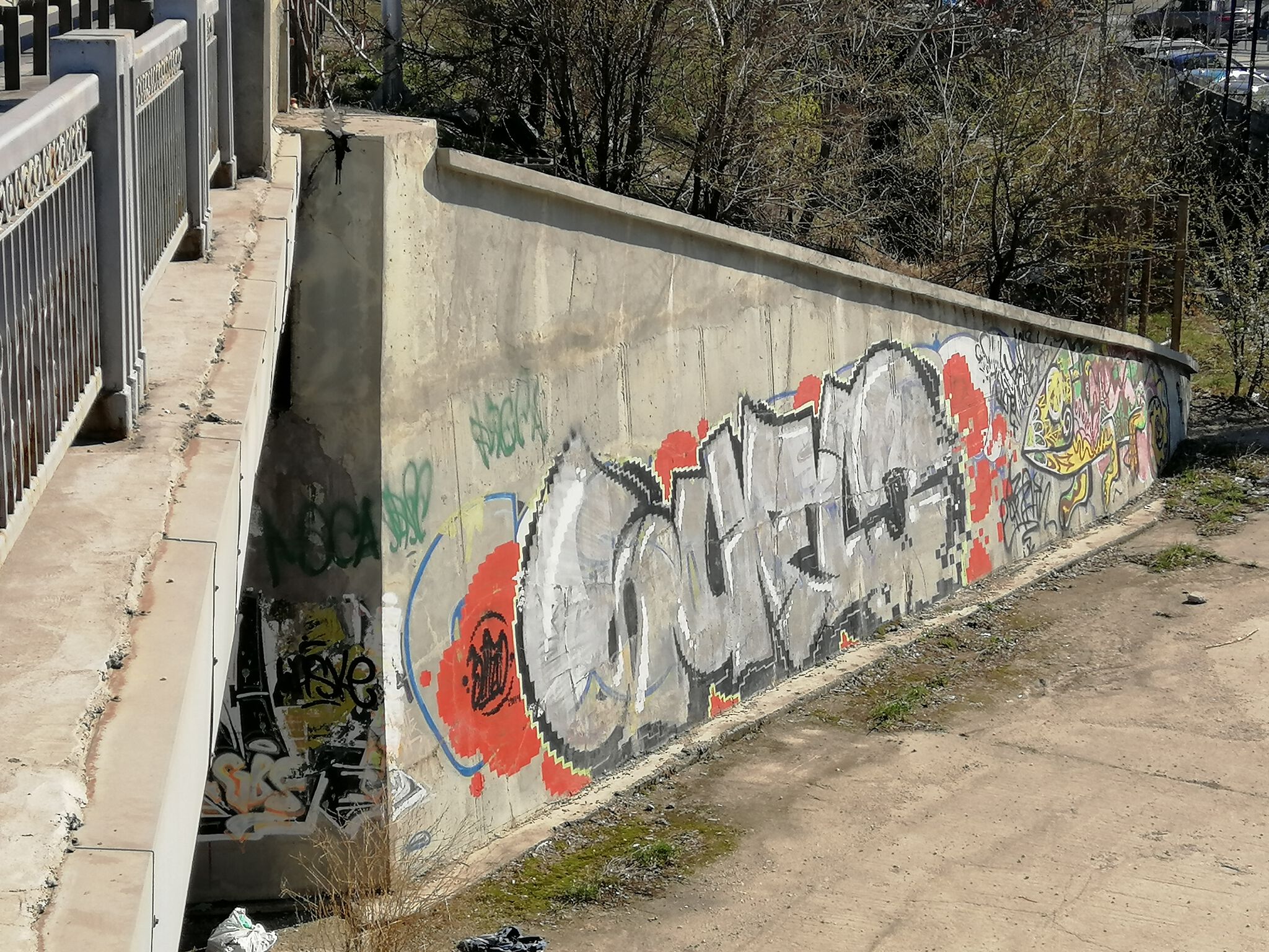 Suflo&mdash;Suflo under the bridge