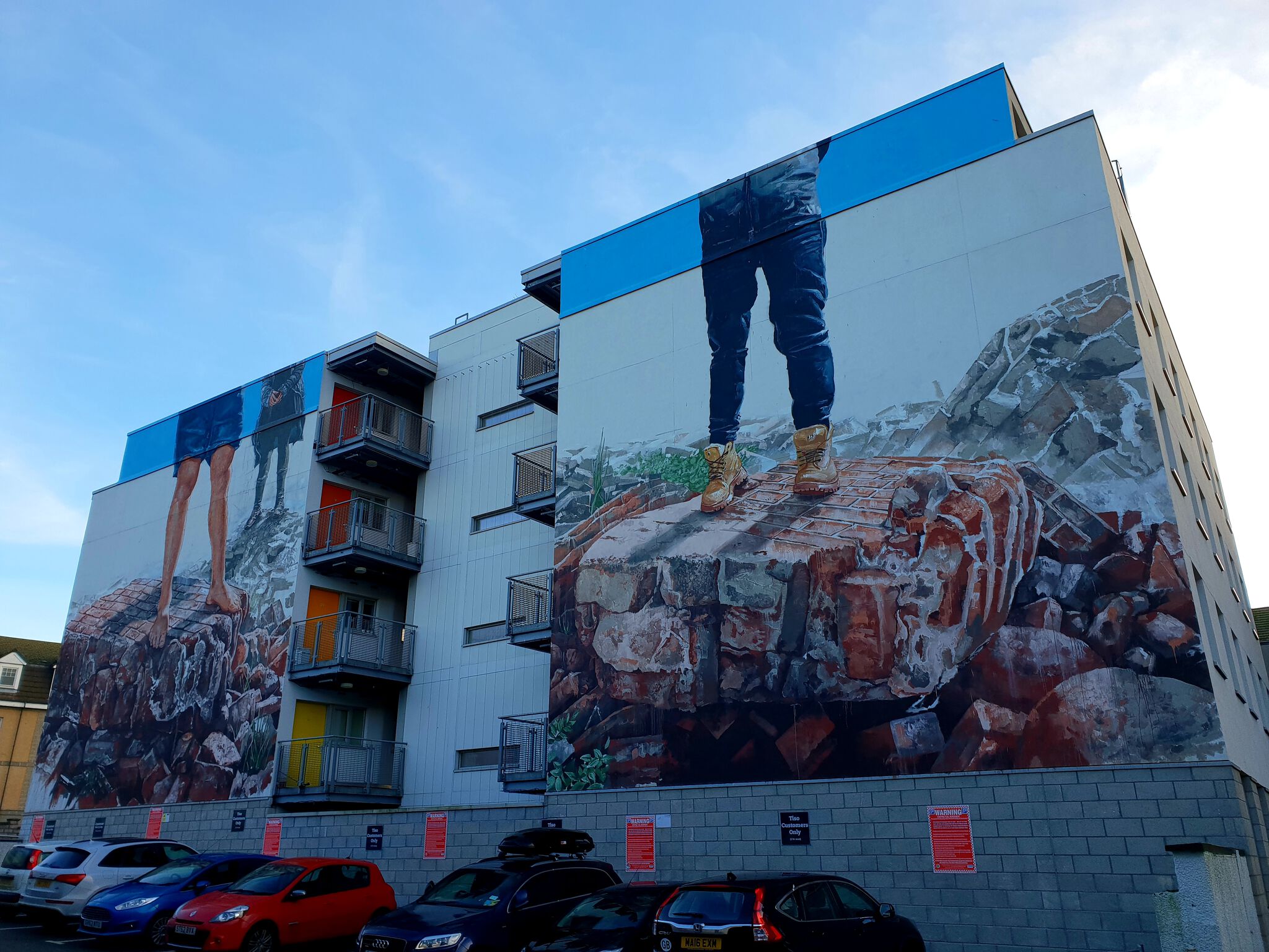 Fintan Magee&mdash;The Broken Wall