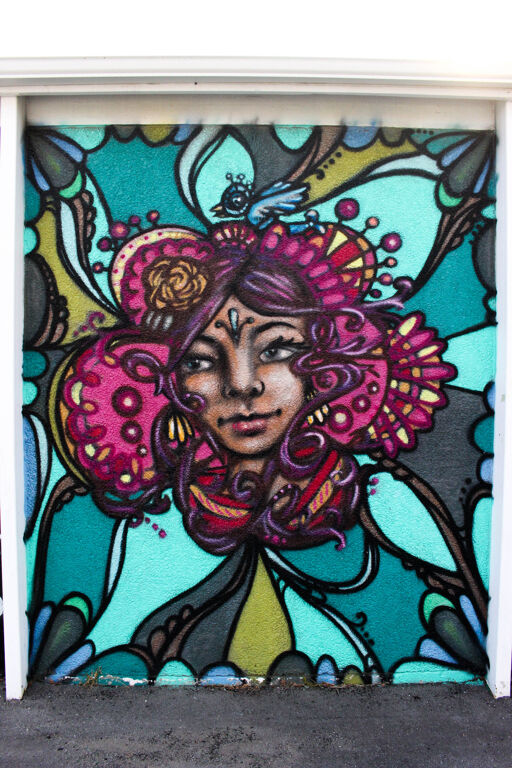 Femme9 - Strata9Wall