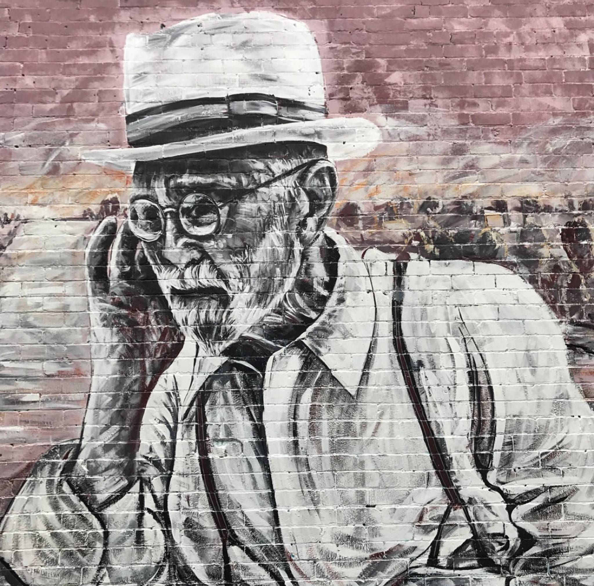 Simon White&mdash;Surrey Hills Historical Mural