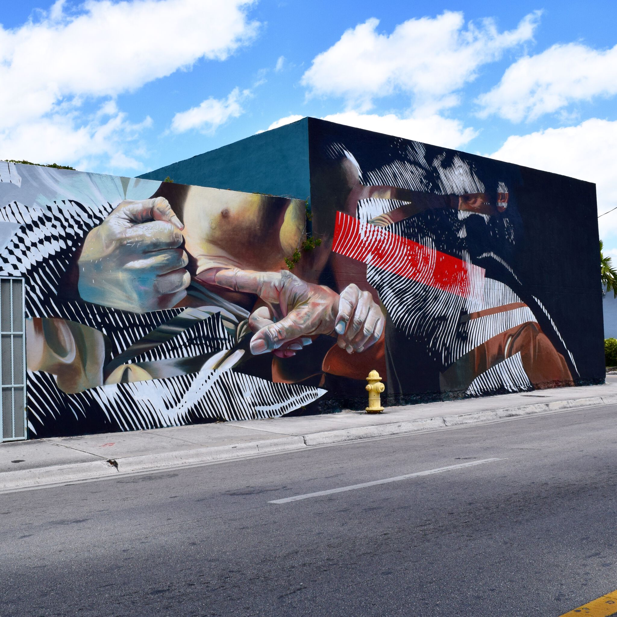 2Alas, Case Maclaim&mdash;Artists 2alas & case_maclain Kicked it on this Wall!