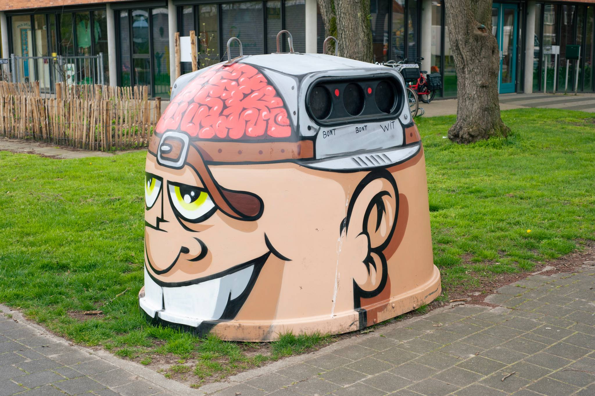 Don Slizerone&mdash;Glasbakkunst - Ede