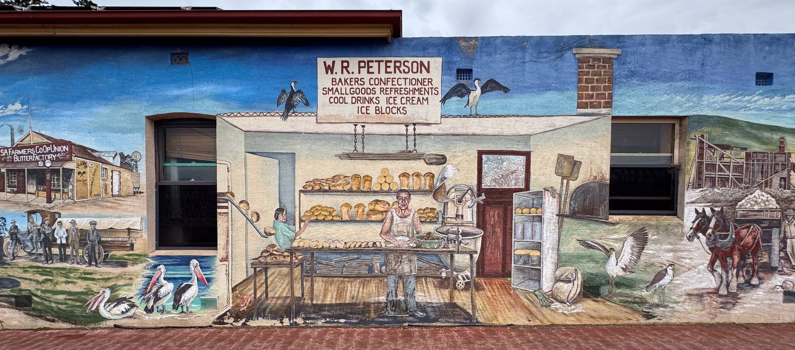 Anne Harris&mdash;Blue Lime Cafe Mural