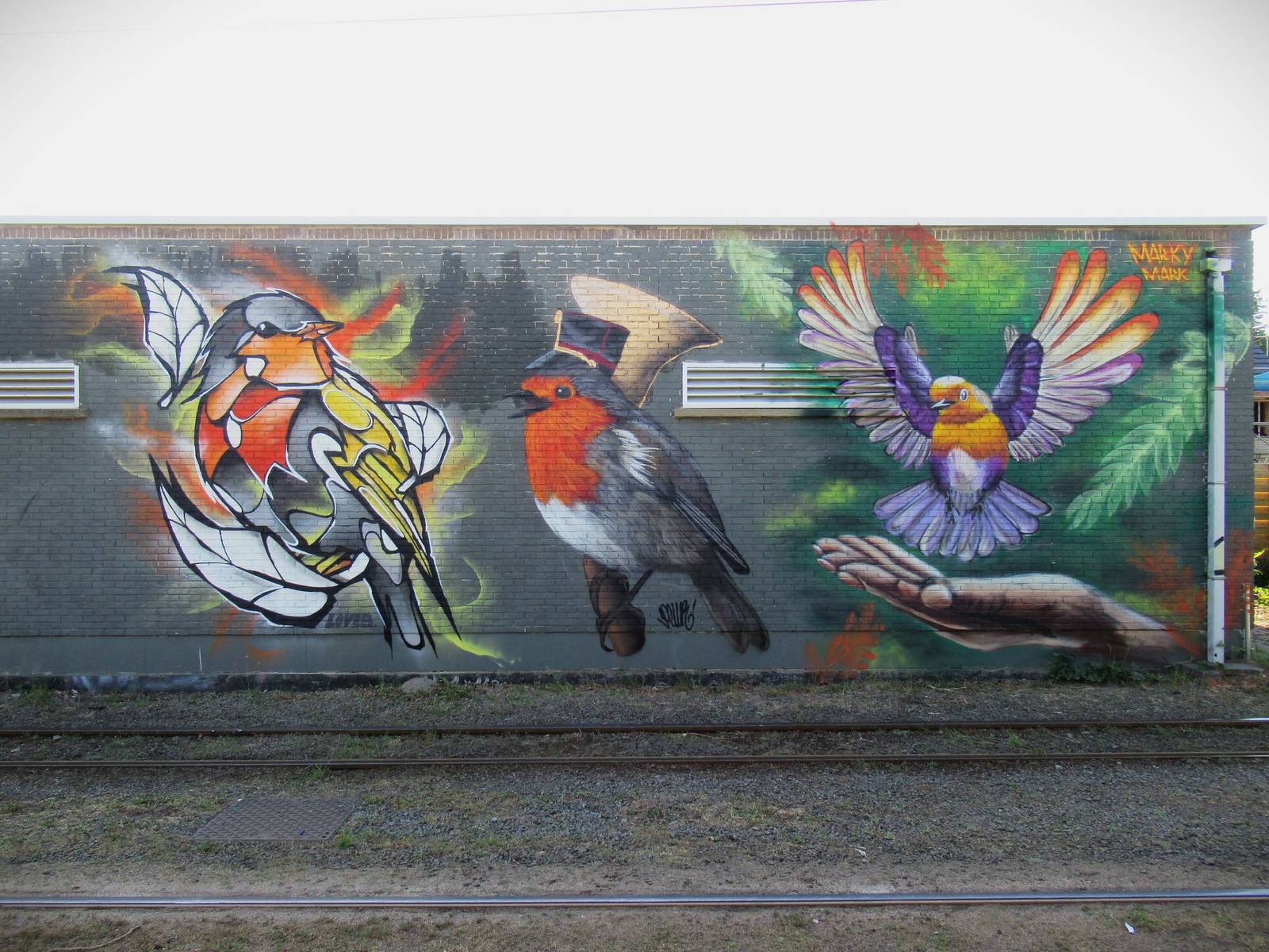 Loves, Foreal, Plur&mdash;Roodborstjesstraat #2