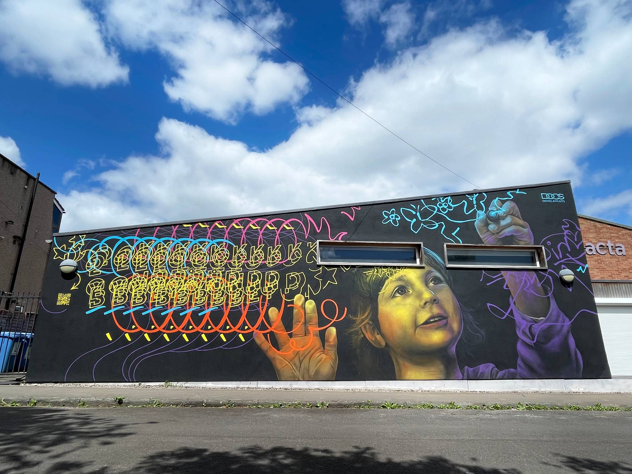Daniela de Castro&mdash;Stereo Mural