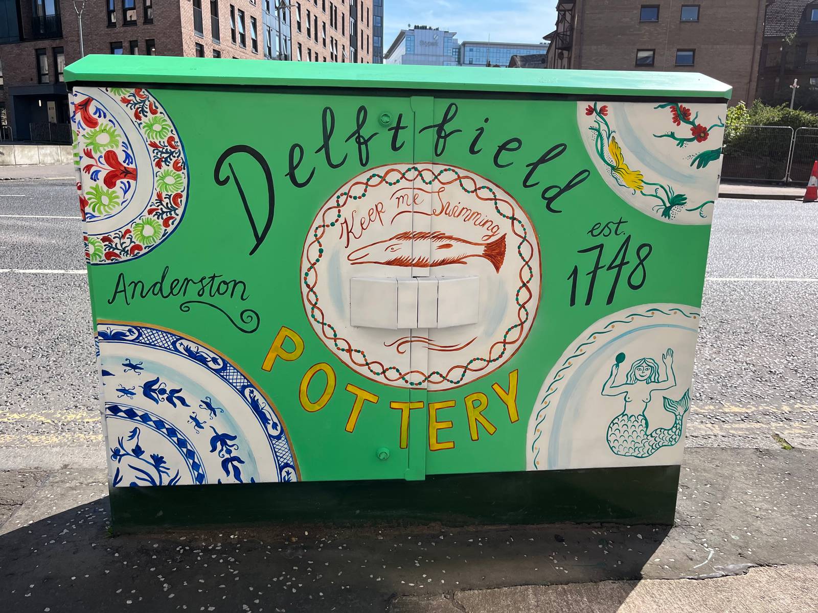 Lindsay Grime&mdash;945 Argyle street - Outside the Box