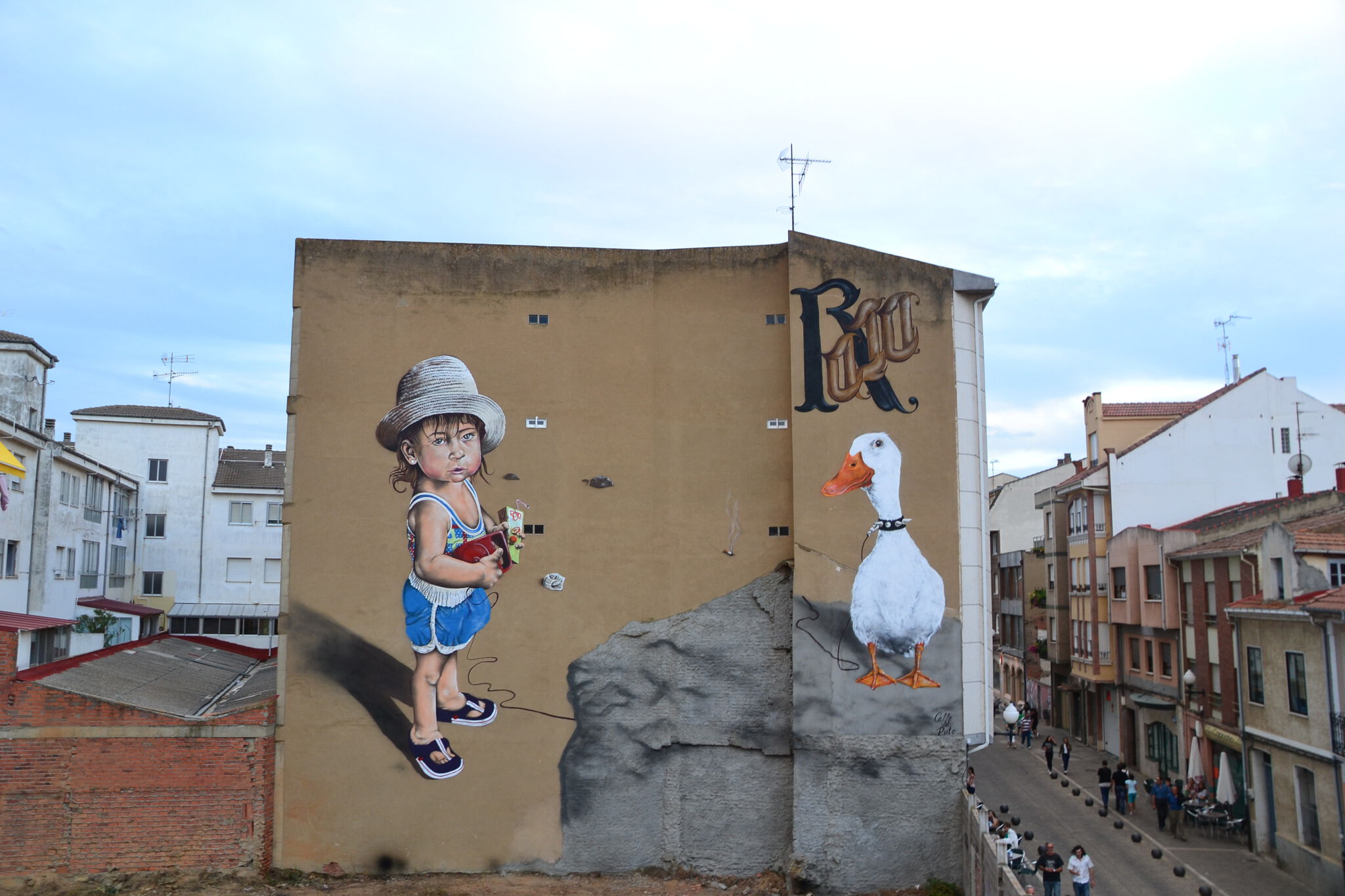 Rojo&mdash;The girl with the duck
