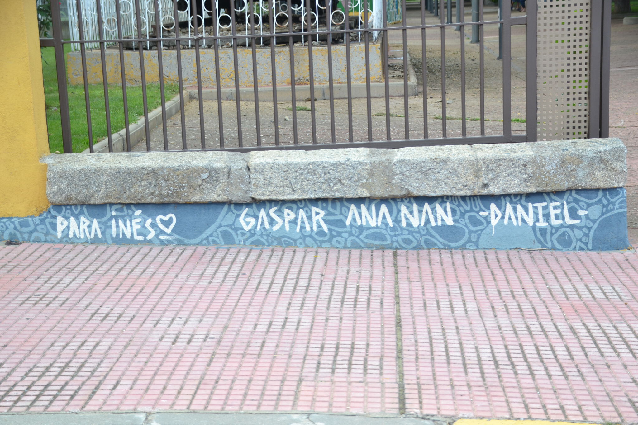 Ana Nan, Gaspar Francés&mdash;Underwater Trash