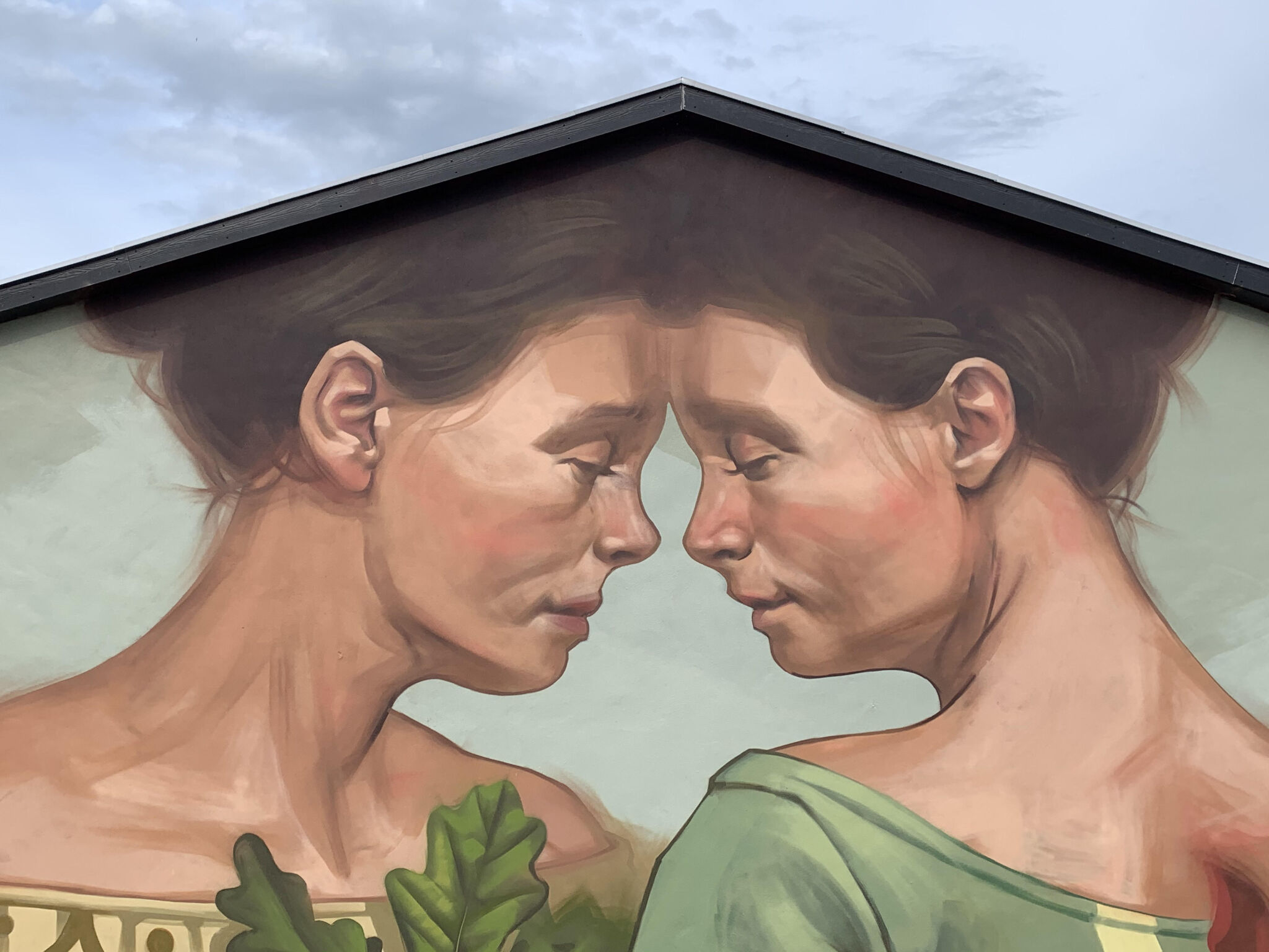 Welin&mdash;2 girls