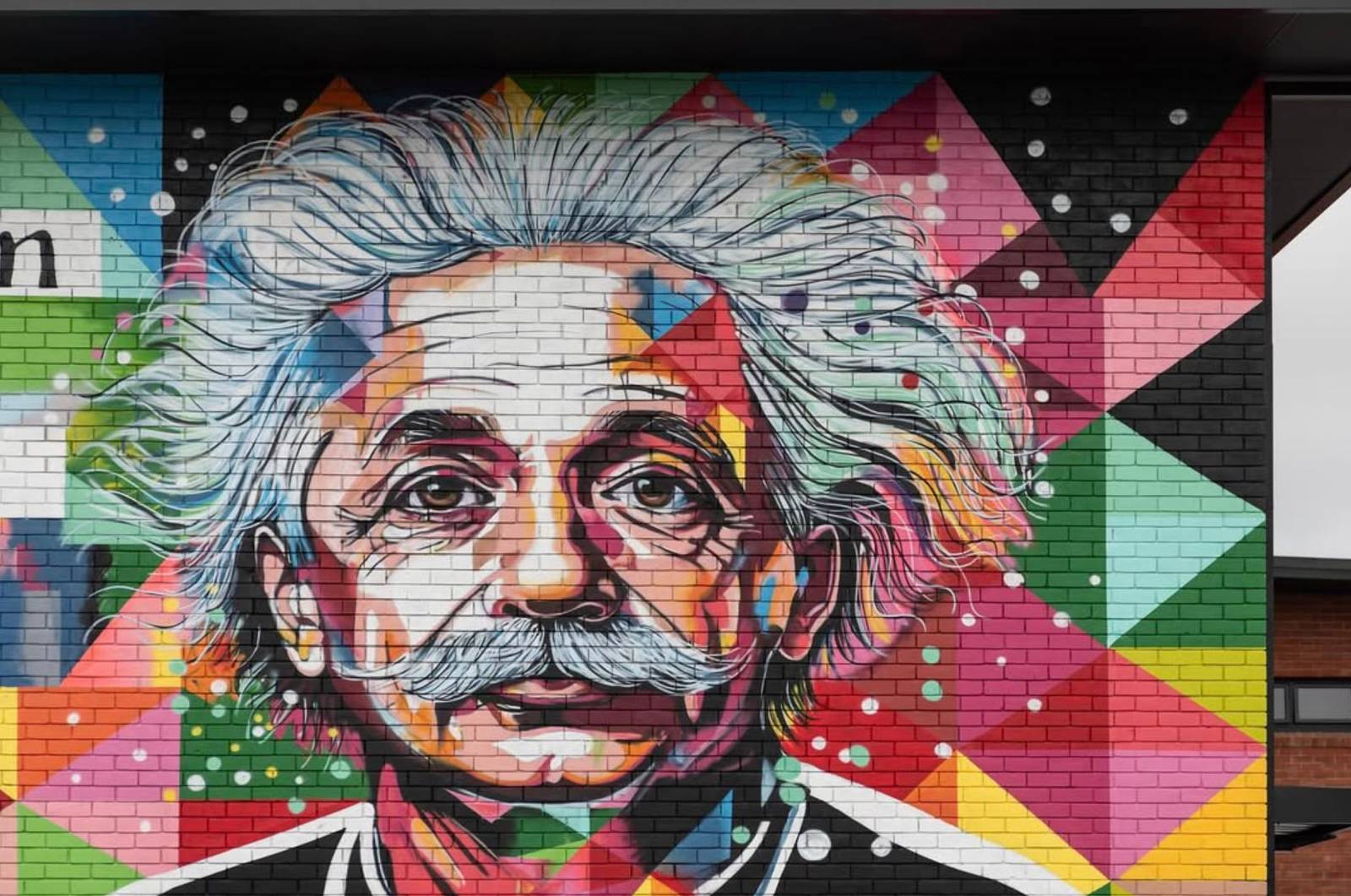 Mimby Jones Robinson&mdash;Imagination is more important than knowledge