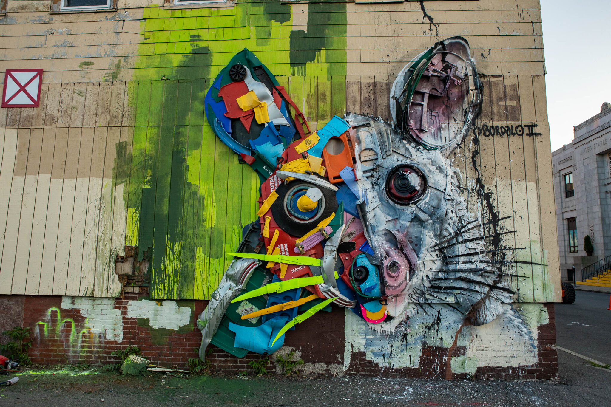 Bordalo ll&mdash;Half White Mouse / Half Baby Wolverine