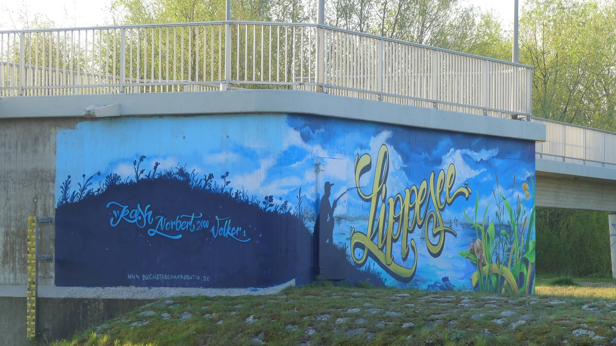 Volker Heisener (a.k.a. Volker der goldene Reiter), Henning Marten Feil (a.k.a. Norbert3000), Lukas Michalski (a.k.a. Ka$h)&mdash;Lippesee