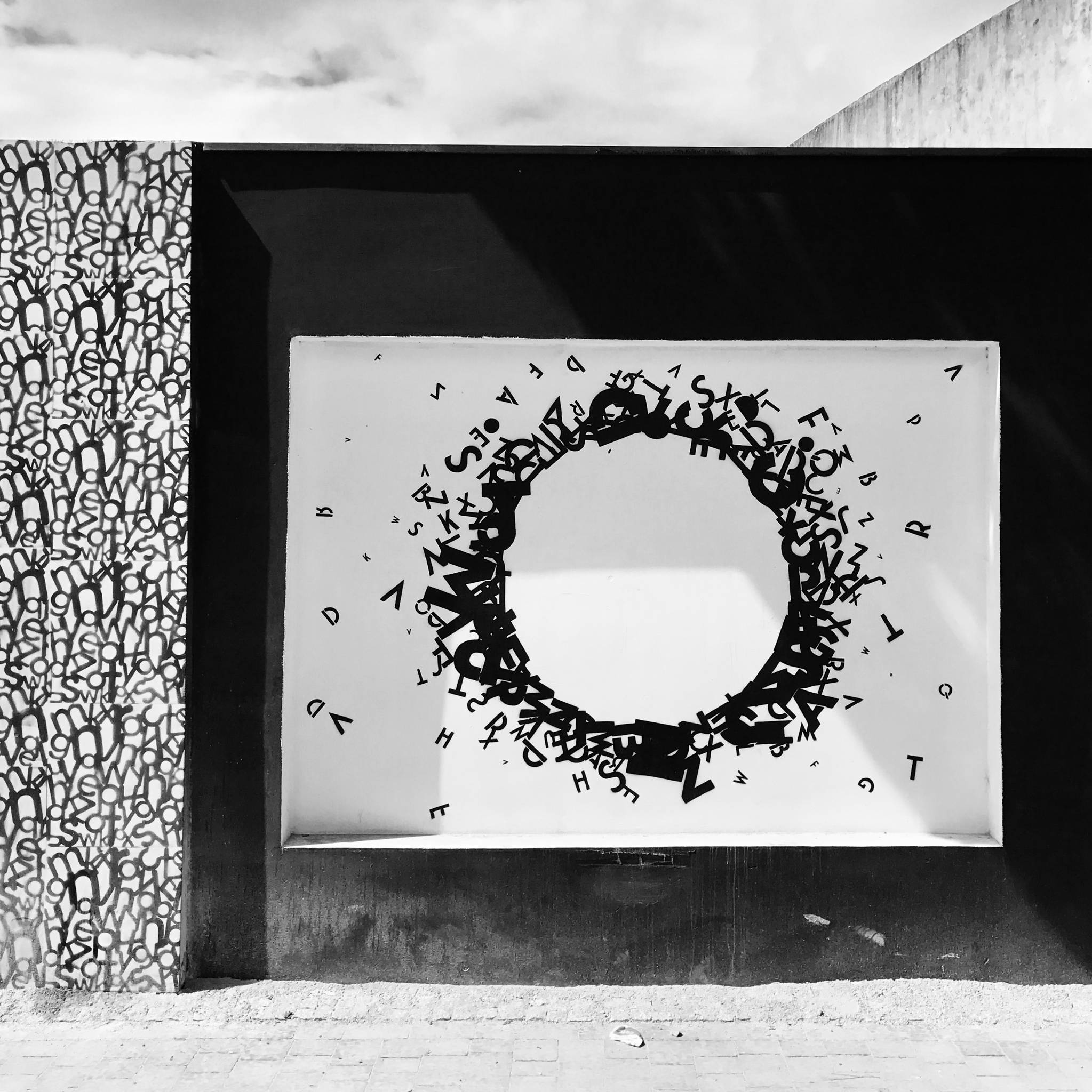 Opiemme&mdash;Black Hole Sun
