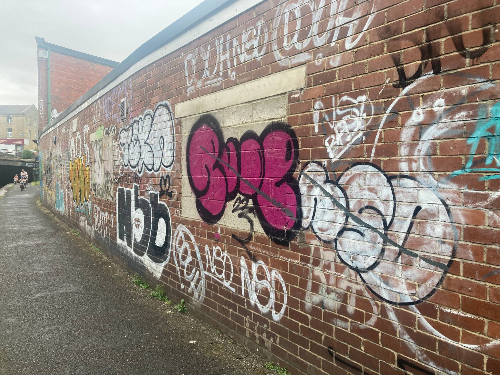 &mdash;Shipley Canal Free Wall #1