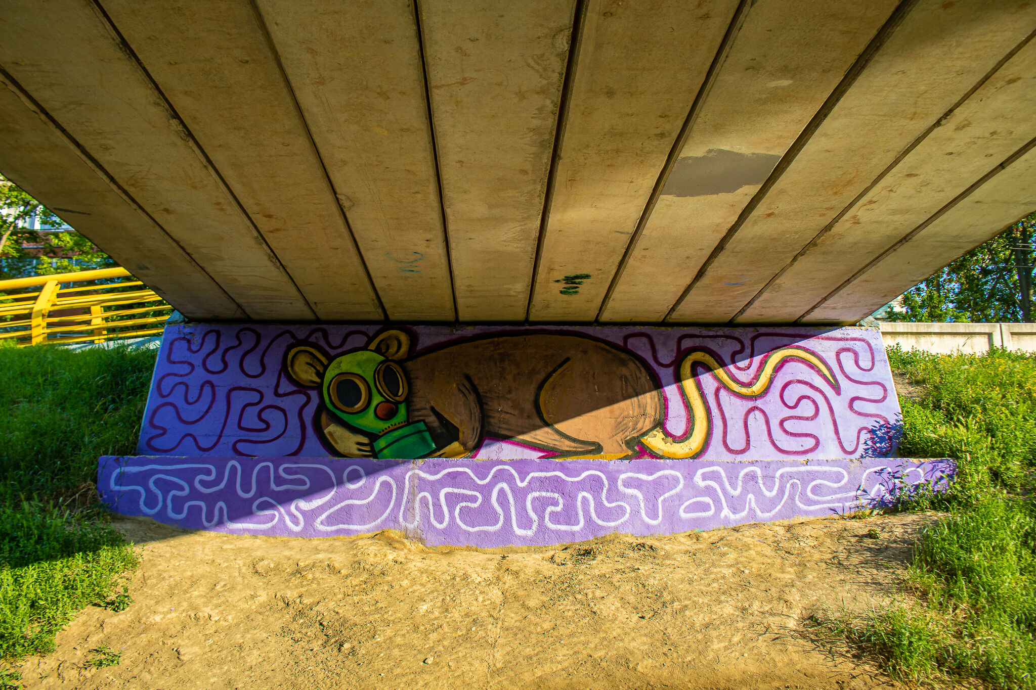 Merithezu, Harcea Pacea&mdash;Bahlui Octopus and other urban wildlife