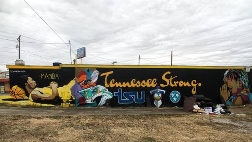 Kobe Bryant and Tennesse Strong
