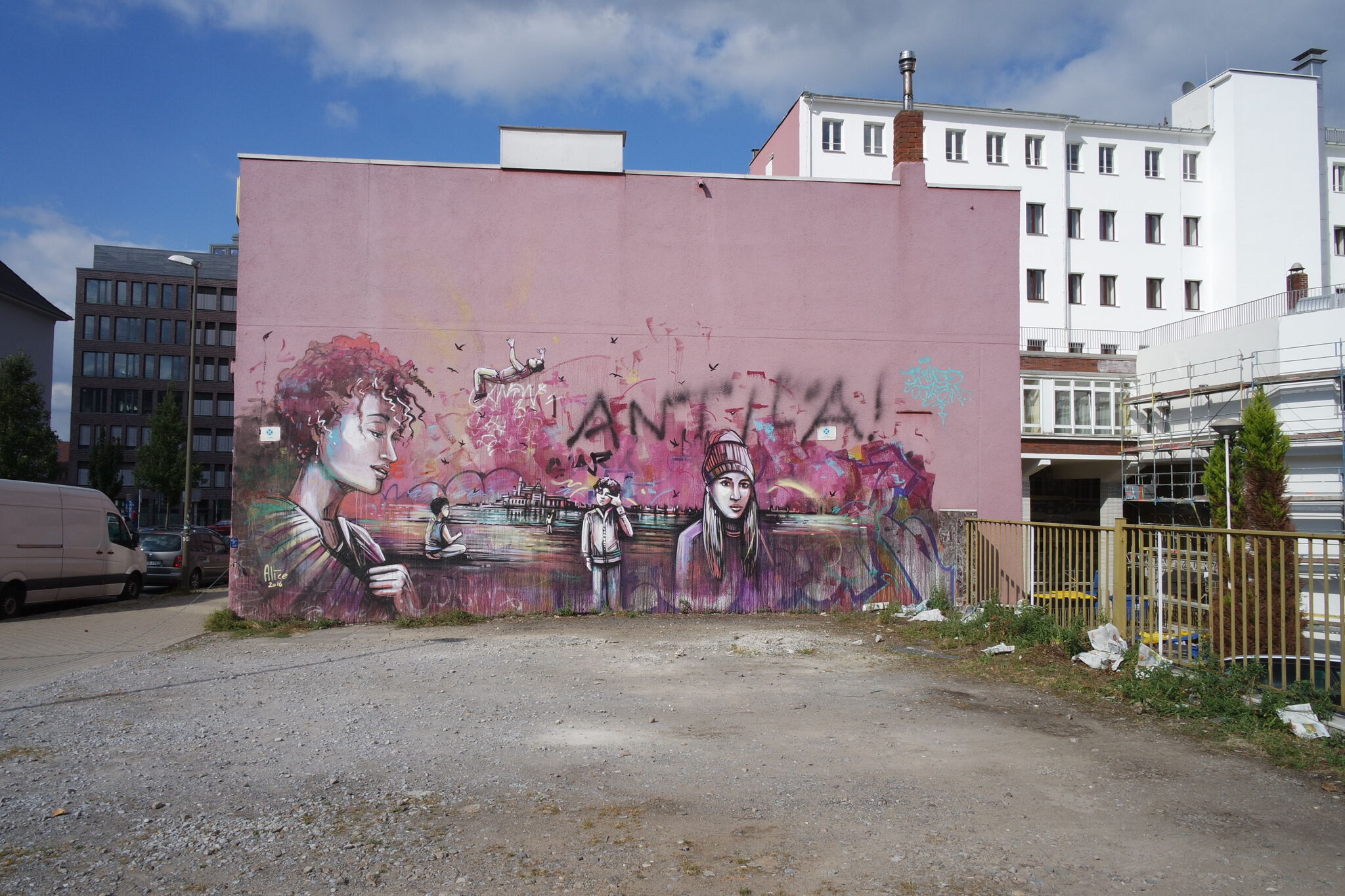 Alice Pasquini&mdash;ALICE PASQUINI (IT) at Humboltstrasse/Langestrasse
