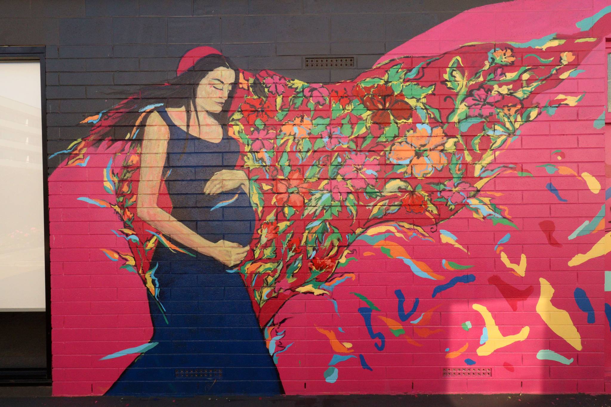 Arlon Hall, Marjan Afrouzfar, Katira Art&mdash;undefined