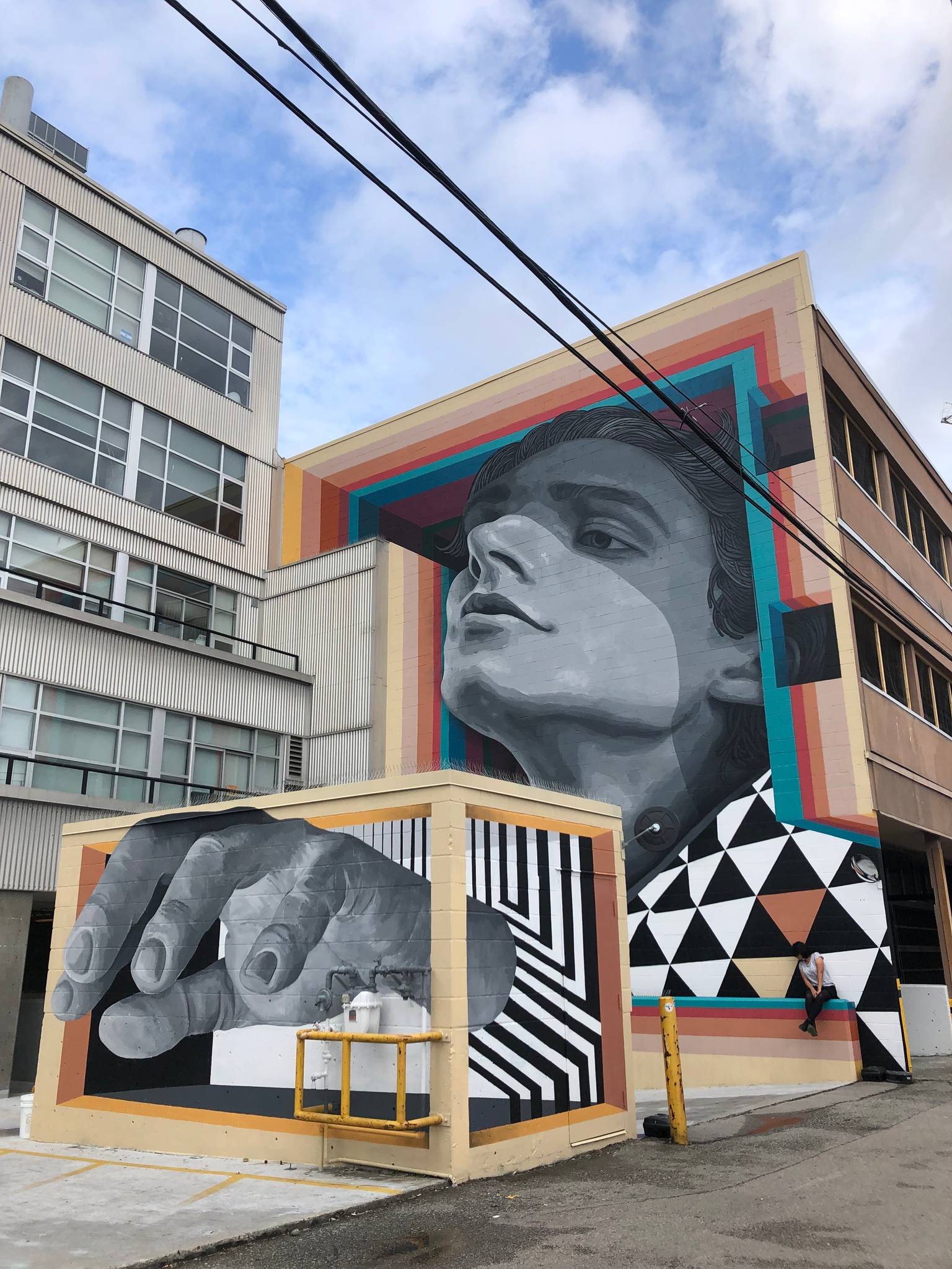 medianeras&mdash;FREE YOURSELF