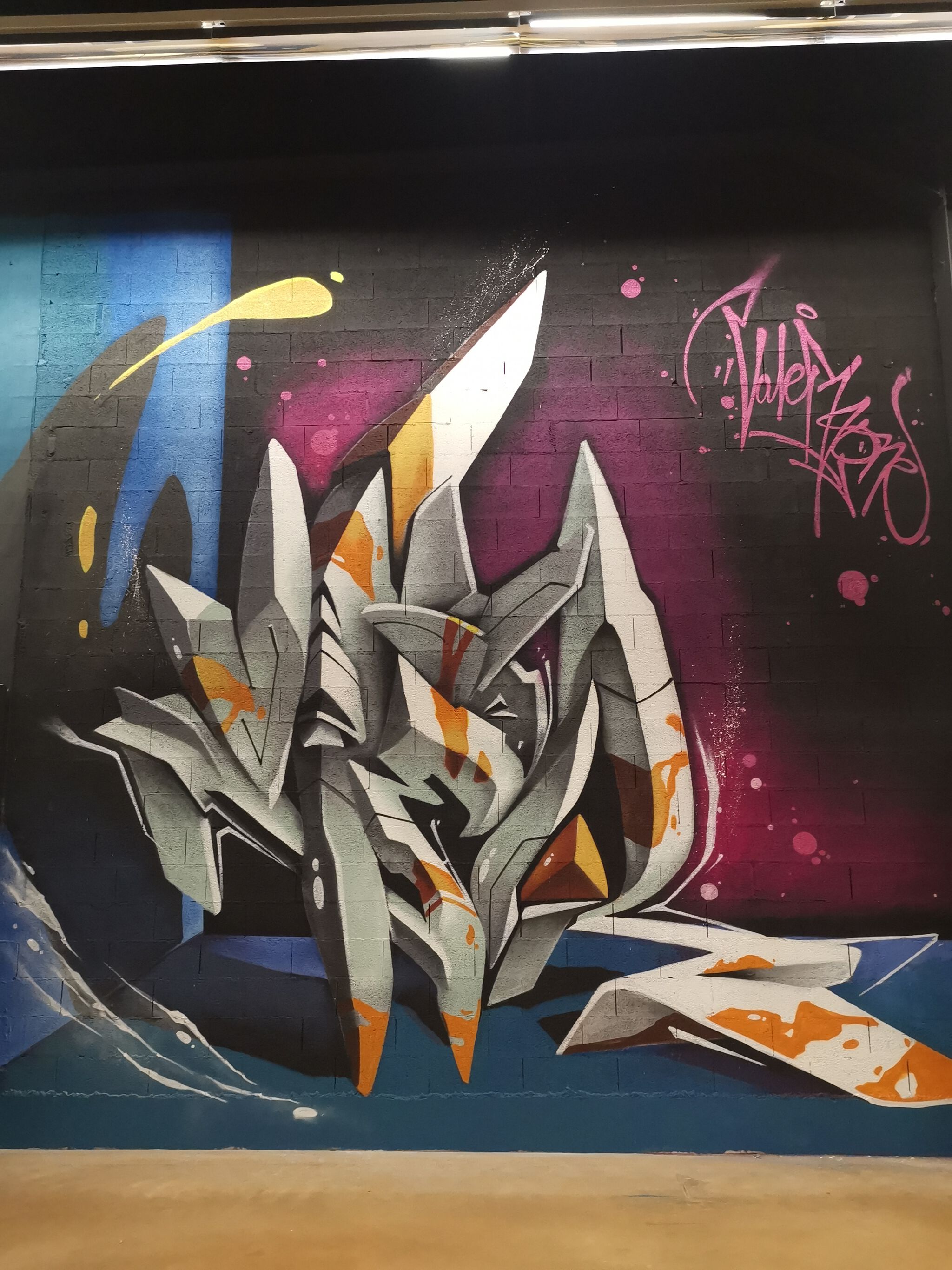 Siker, Reso, Katre, Julien Soone, SUGAR, Valer, OZER, Abys, Scaf&mdash;Exposition HALL82 (Hall-1)
