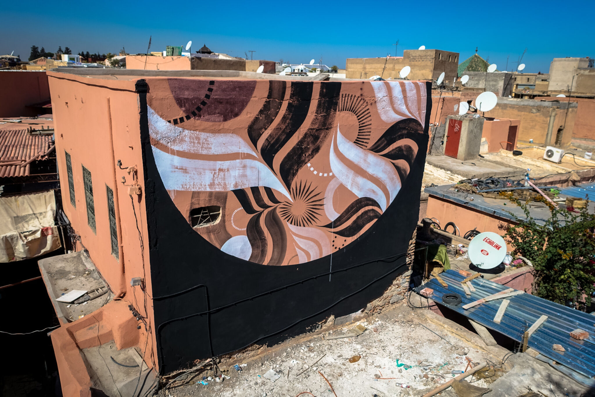 Lucy McLauchlan&mdash;mural for mb6streetart-festival