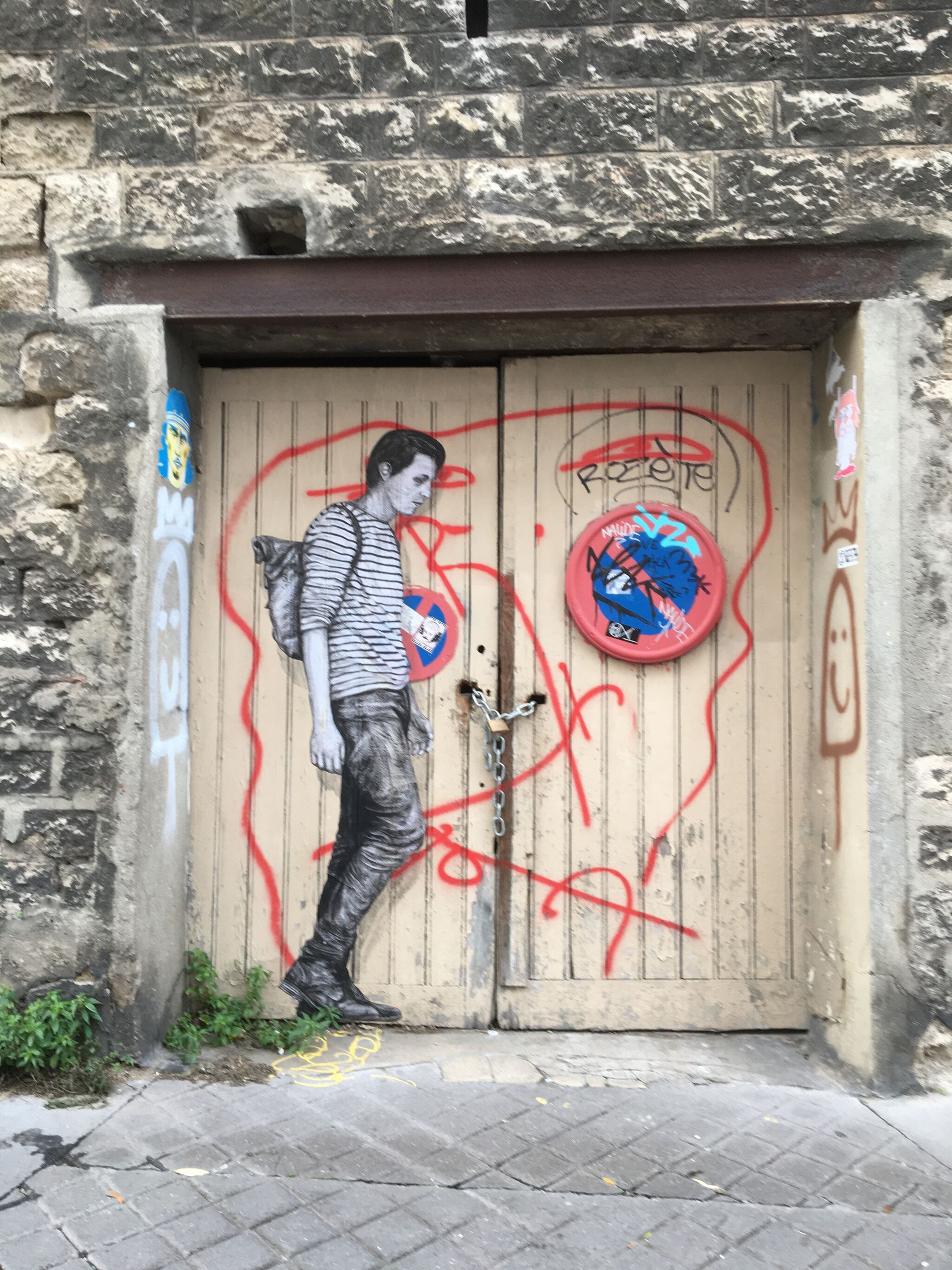 Levalet&mdash;The walking man