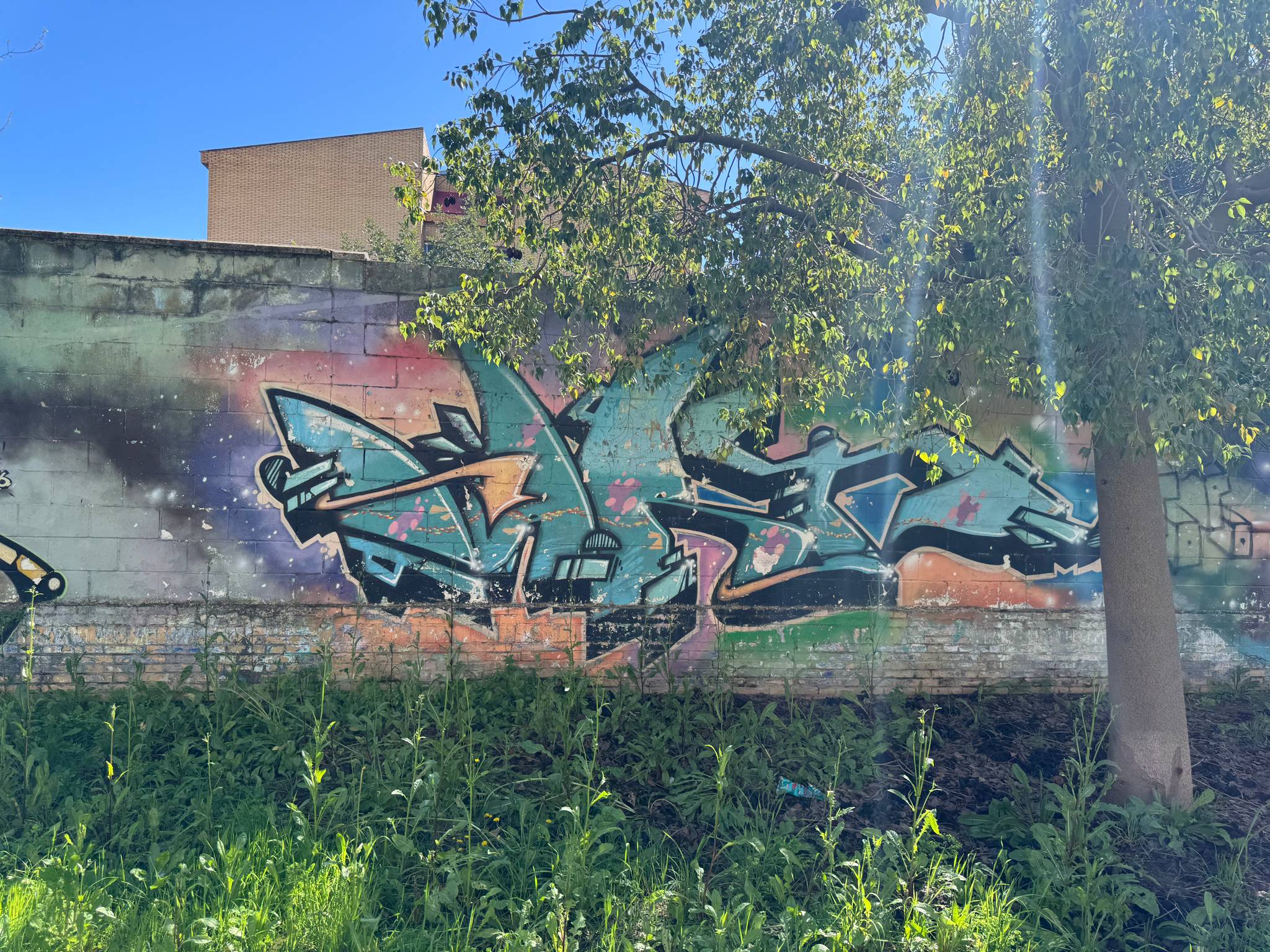 Alone, burla, Chino, core, dane, Fumomiles, Harfo, Kato, Kenz, Sak, Smol, Spat, Twone, Viki Art, Various Artists&mdash;Fondo Negro Sevilla 22-23 de febrero de 2025