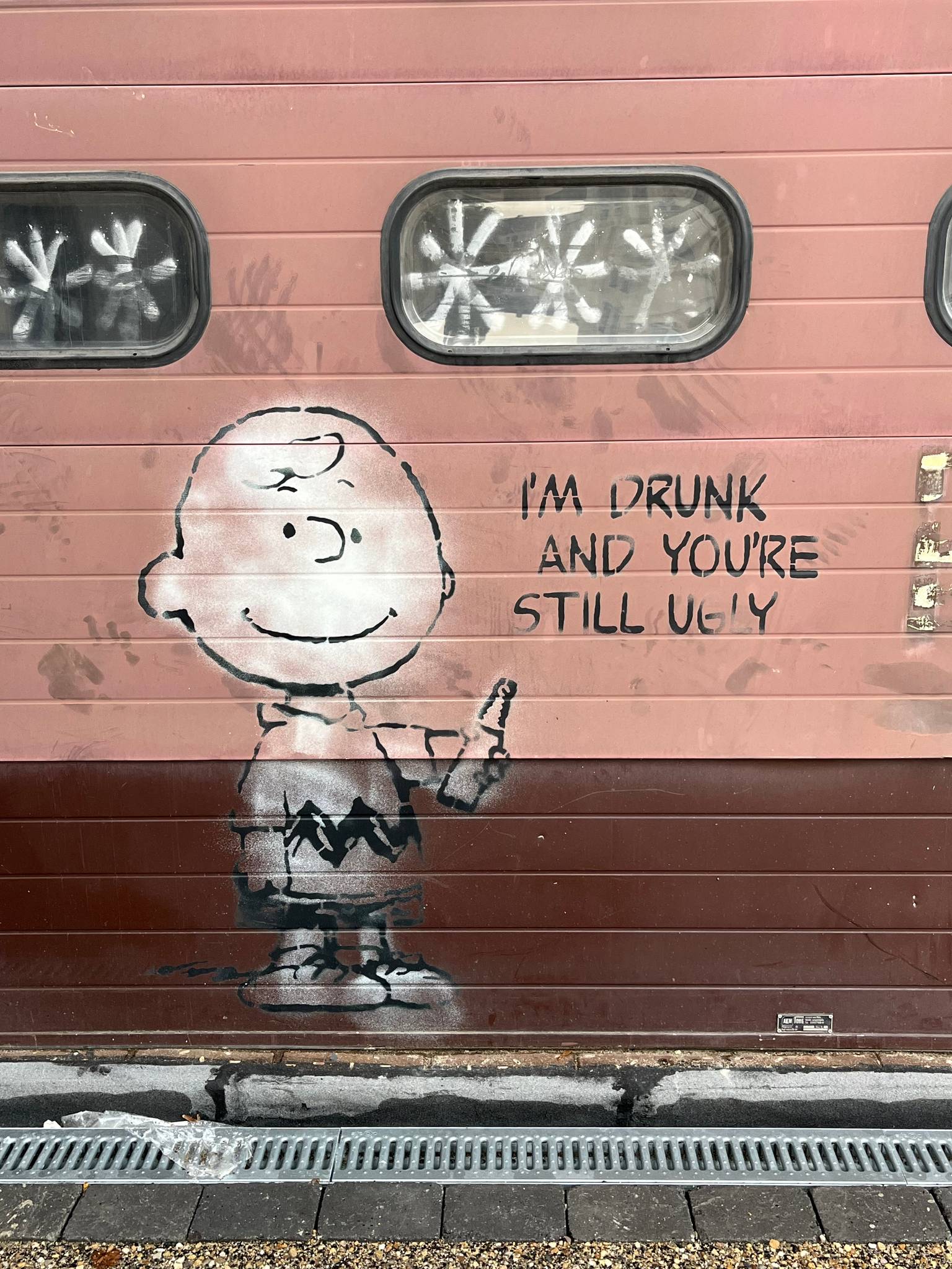 L.E.T. (Les Enfants Terribles)&mdash;I´m drunk and you´re still ugly