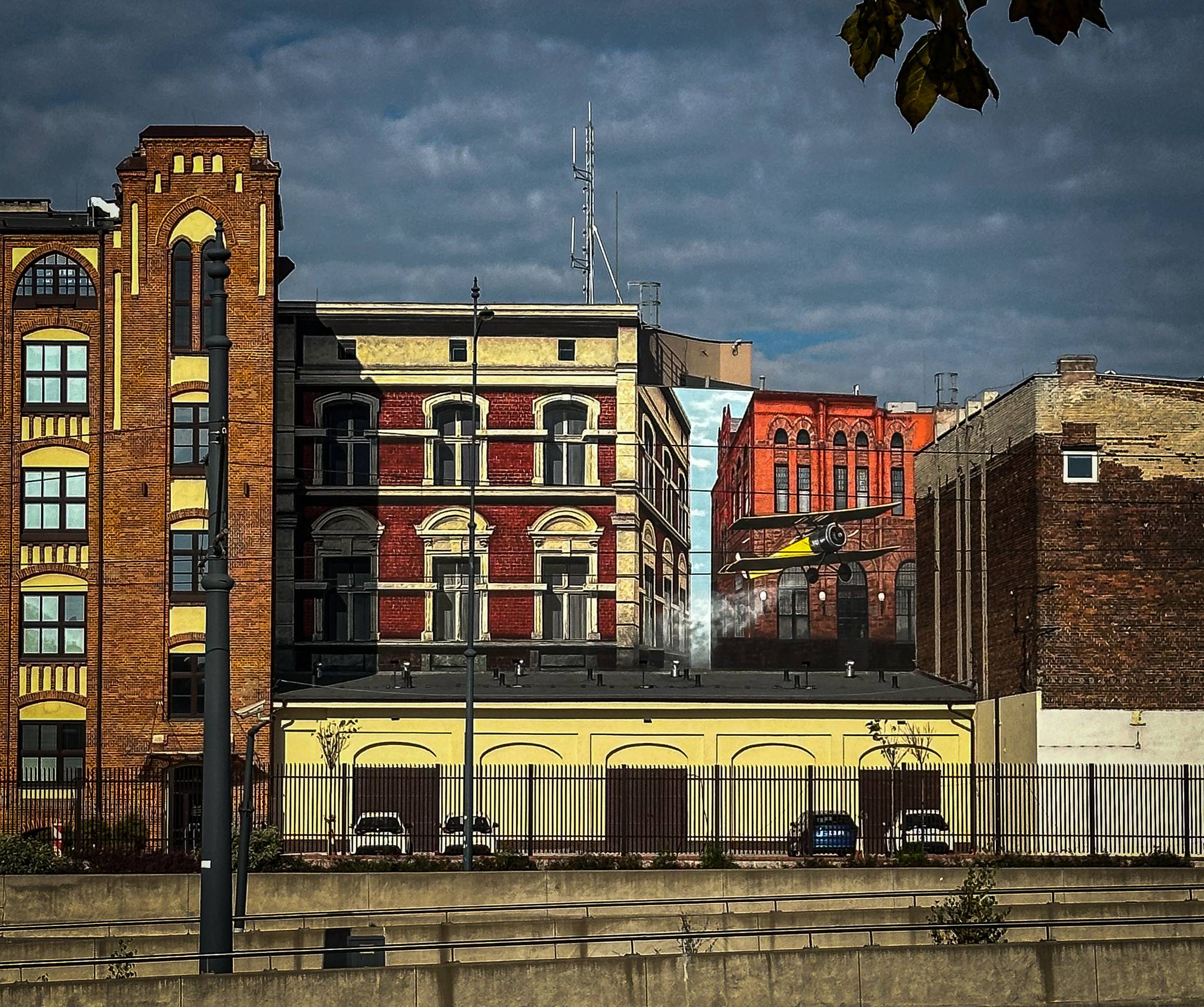 Good Looking Studio&mdash;undefined
