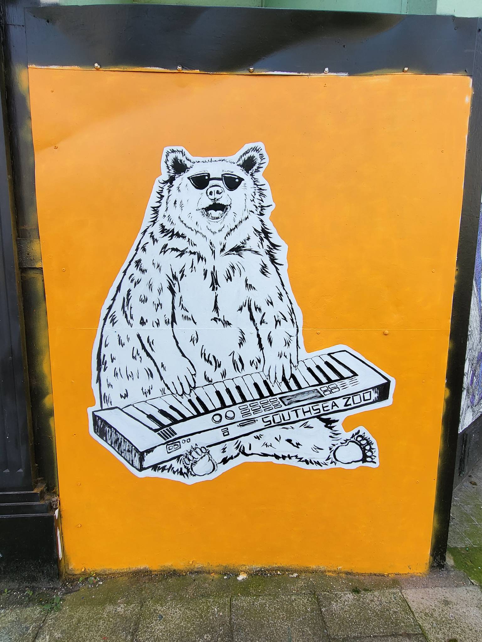 rooabrook, Koe1, Ketones6000, thisismidge, NZIE, Gary Stranger, pogo, RoosArt&mdash;Osborne Road Street Art Gallery