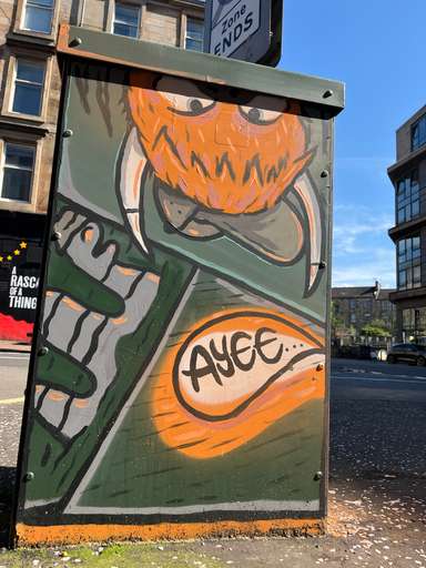 1046 Argyle St - Outside the Box