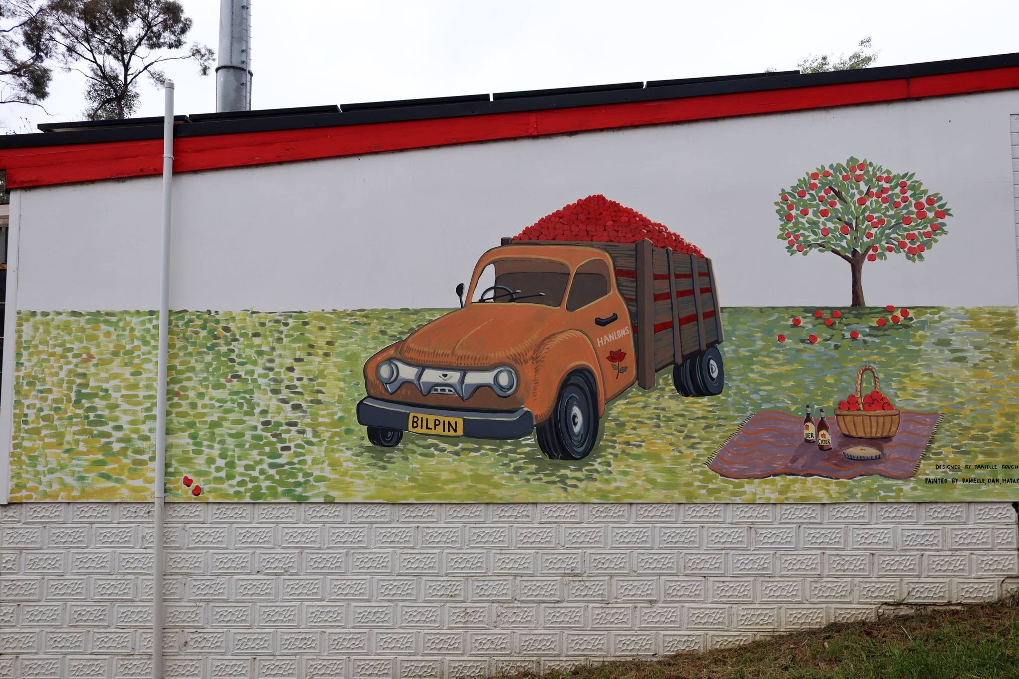 Danielle Boughton, Dan Kyle, Matilda Julian&mdash;Apple Country