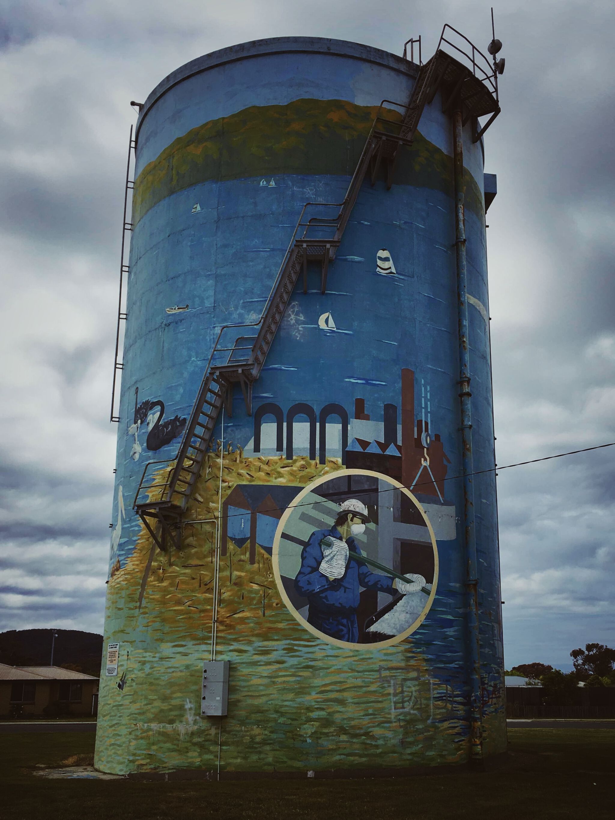 Wayne Hutchins, Diana North&mdash;George Town Water Tower
