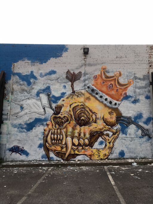 Gold skull