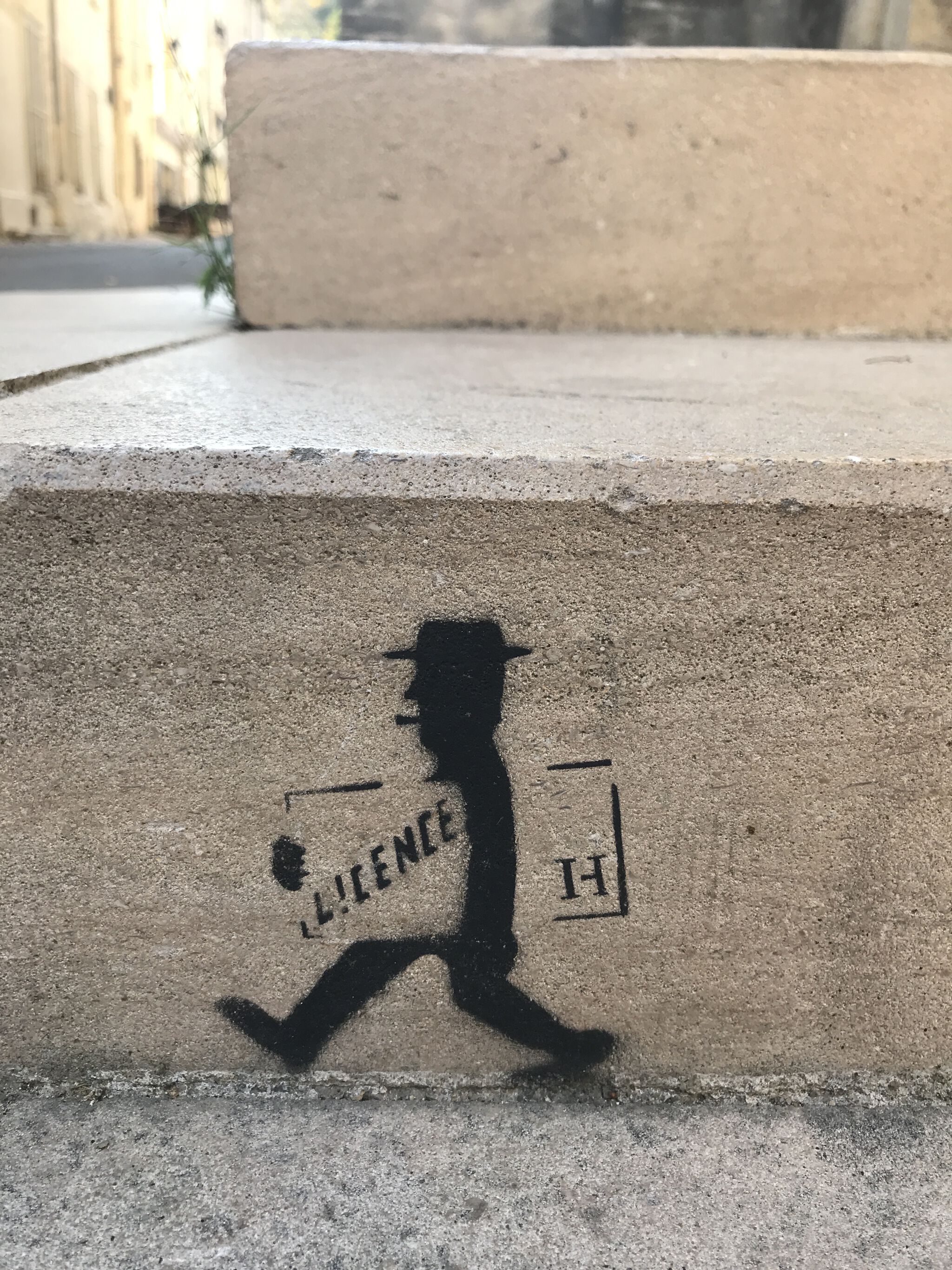 Licence H&mdash;P'tit bonhomme