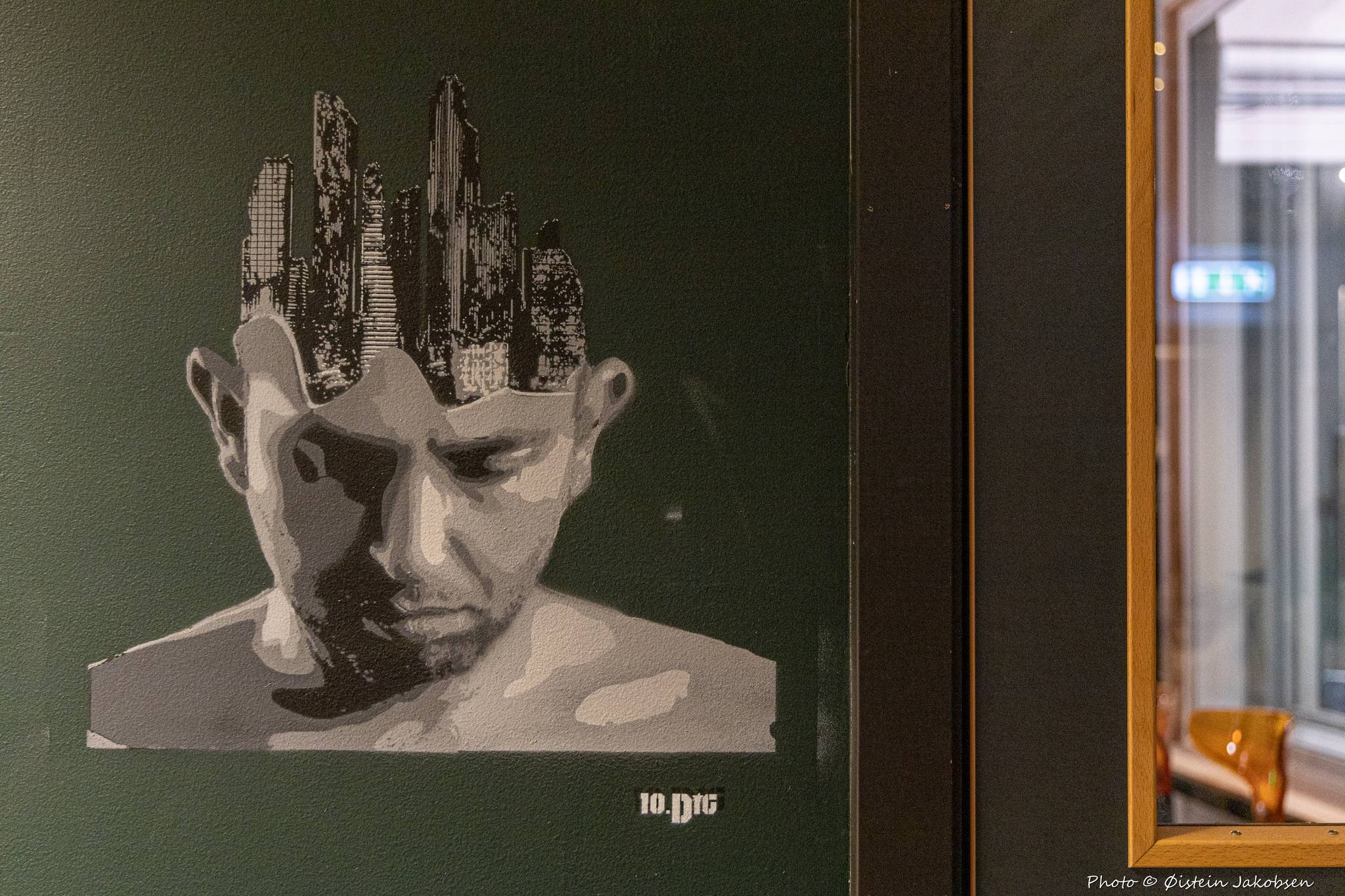 10.Dig&mdash;Broken