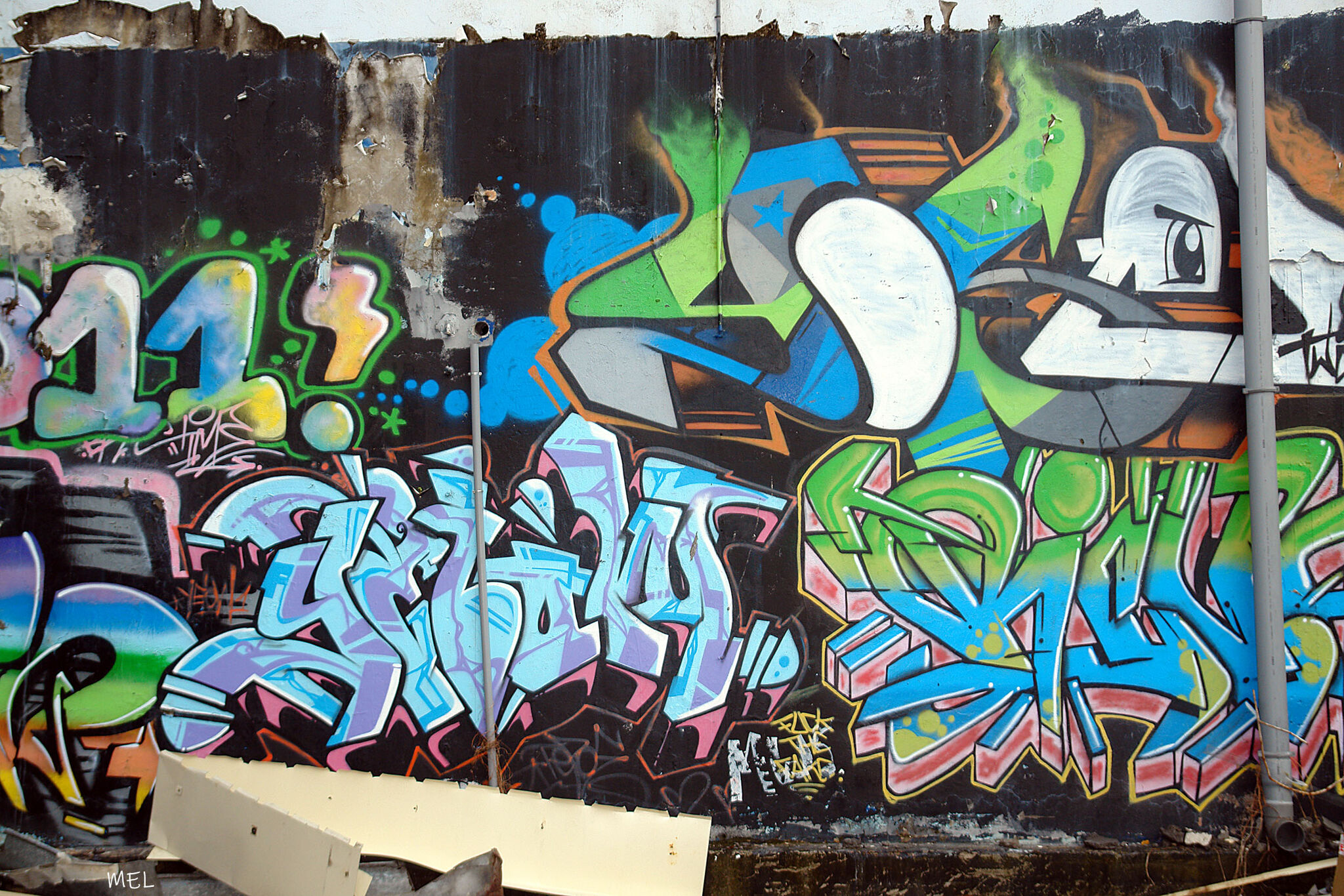 Sone, Cher1, Enos, Spid, Sajme, Nise, Clone, Casper, Neos, TMK&mdash;The Ma'ohi Kings in the in the narrow streets of Papeete