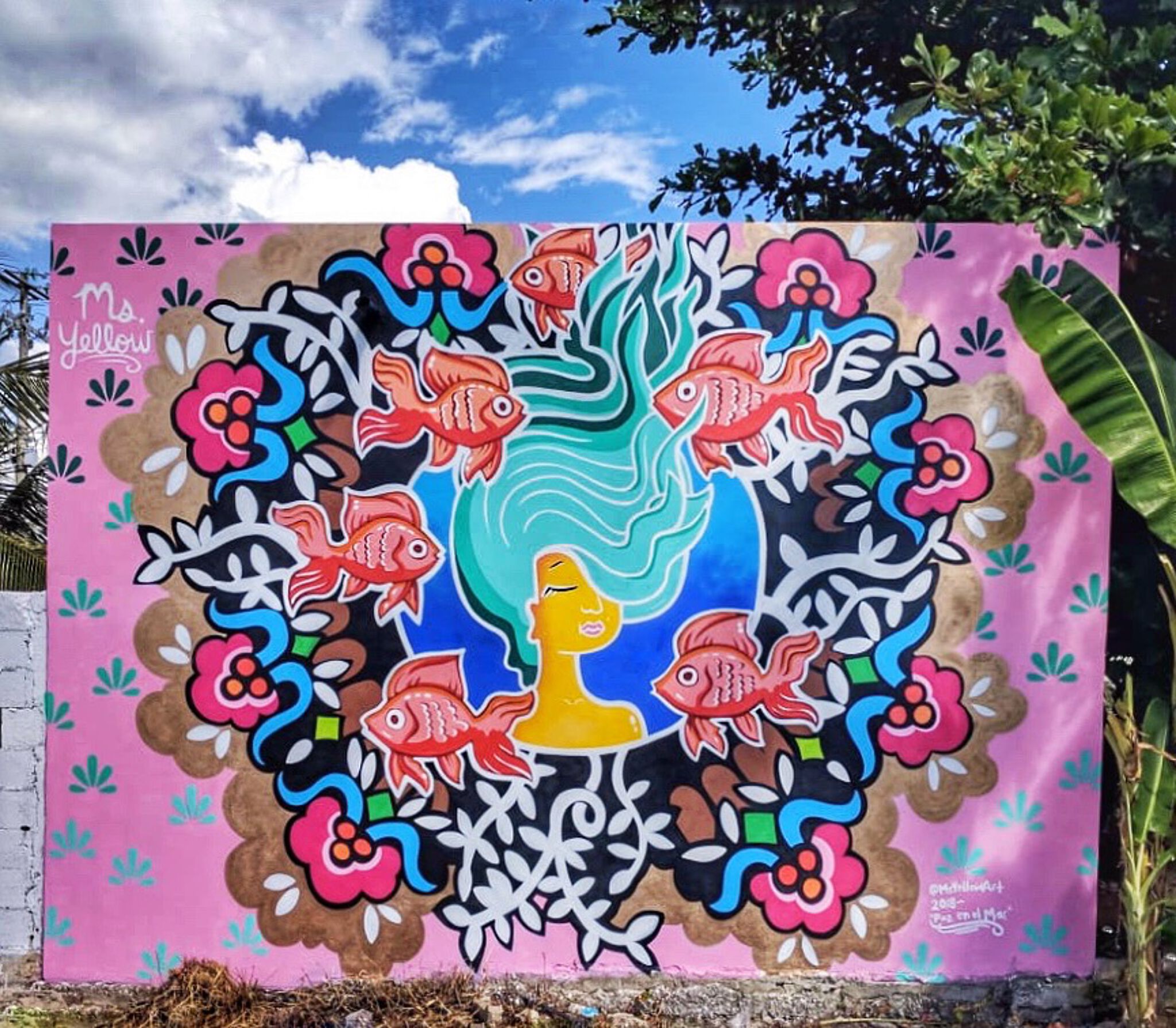 Ms. Yellow&mdash;Paz en el Mar