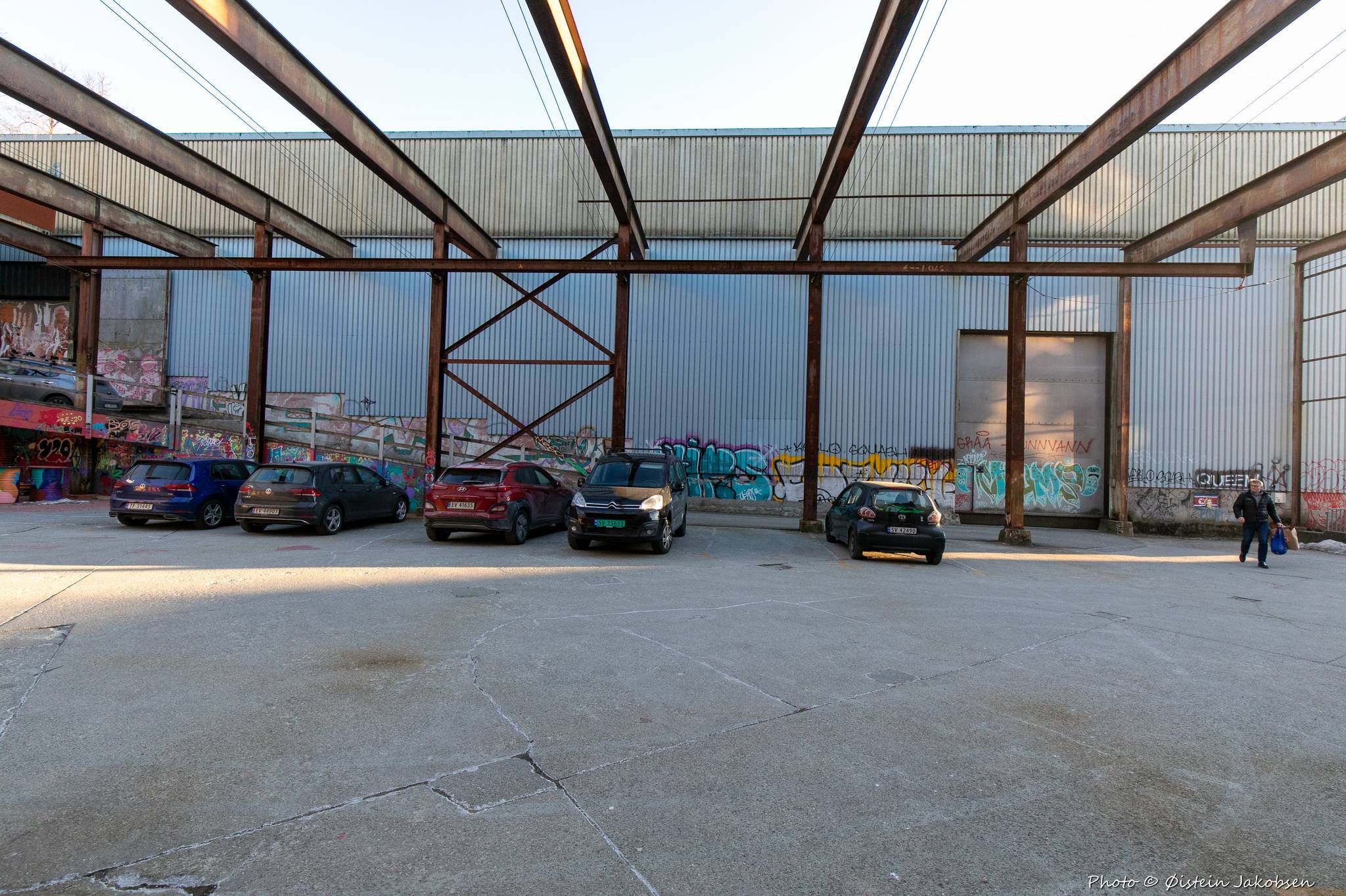 &mdash;Legal wall - USF