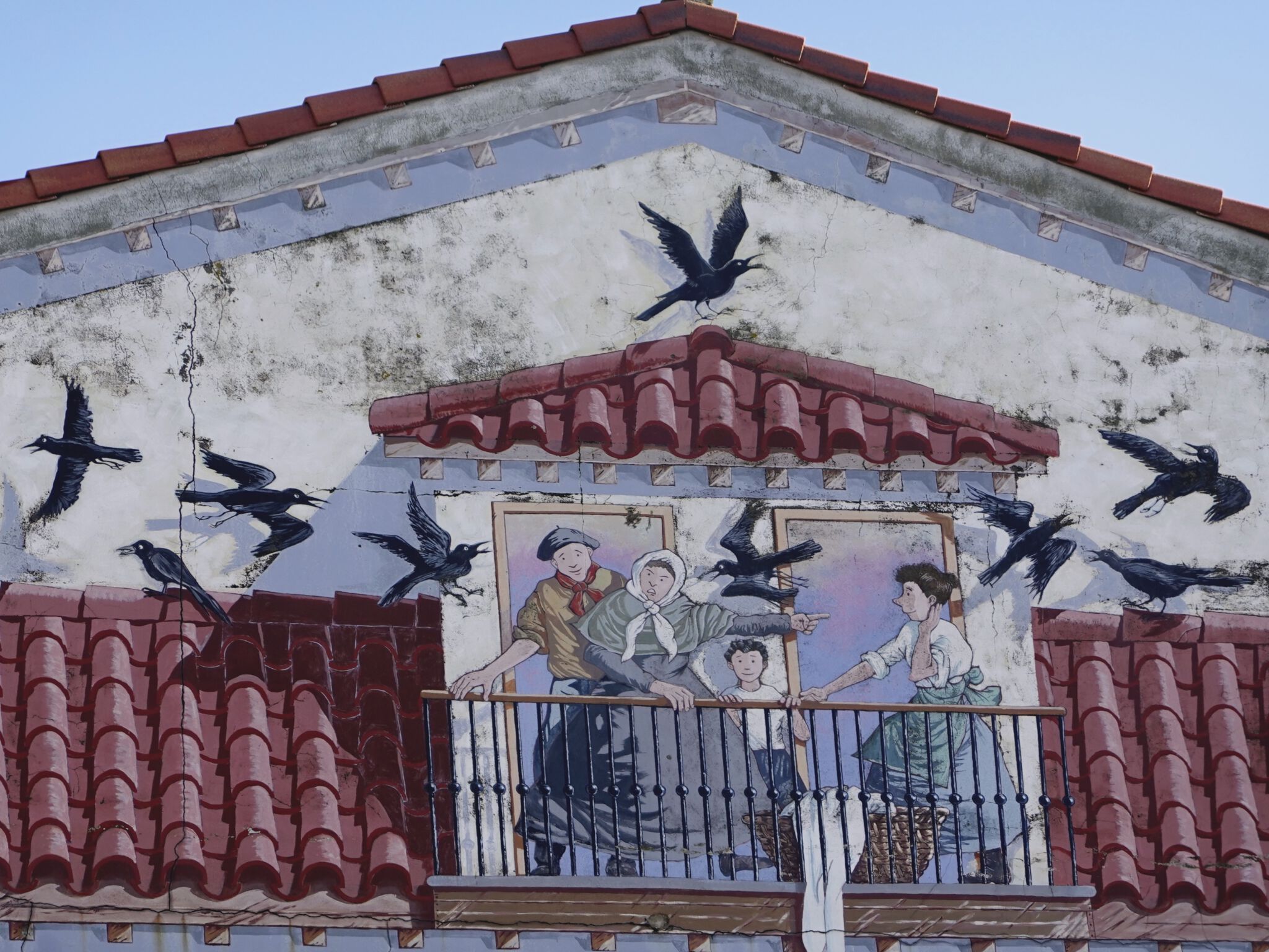 Chema Román, Manuel Fuentes, José Ramón Sánchez&mdash;Sotileza Building