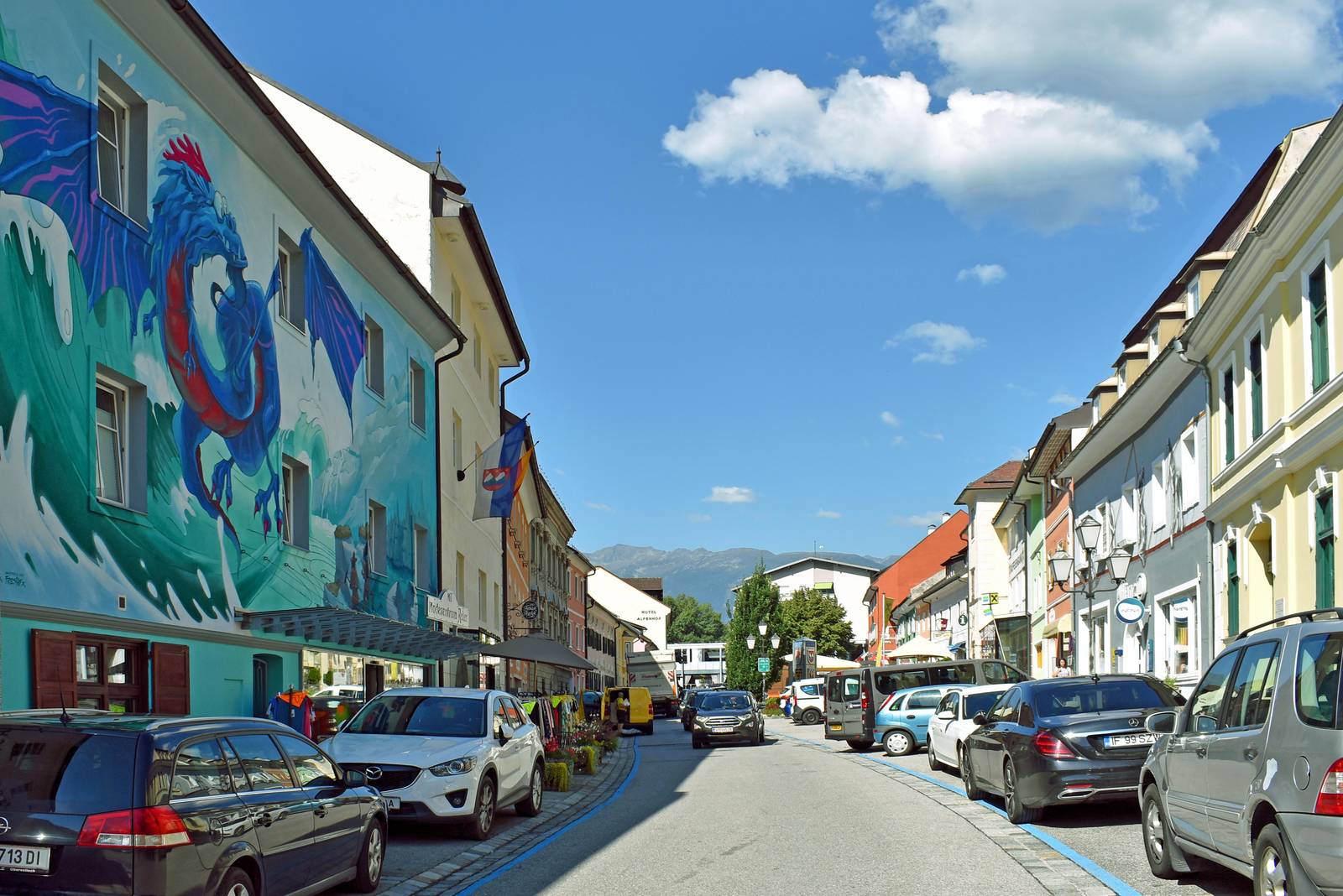 FatHeat ,  Walter Frisch FreshFX Media&mdash;Fashion centre // EU kunstwaende