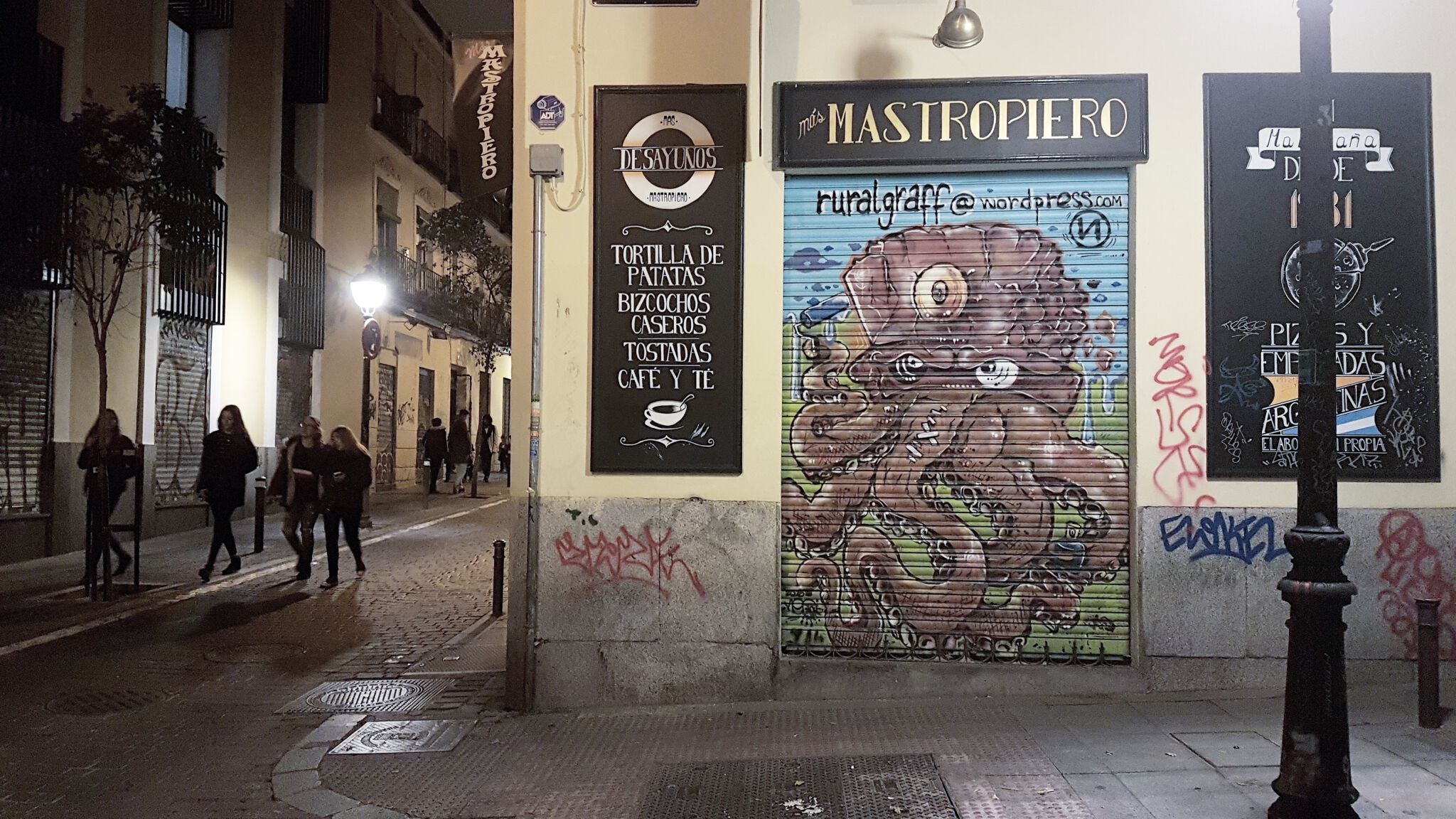 Rural Graf&mdash;Octopus